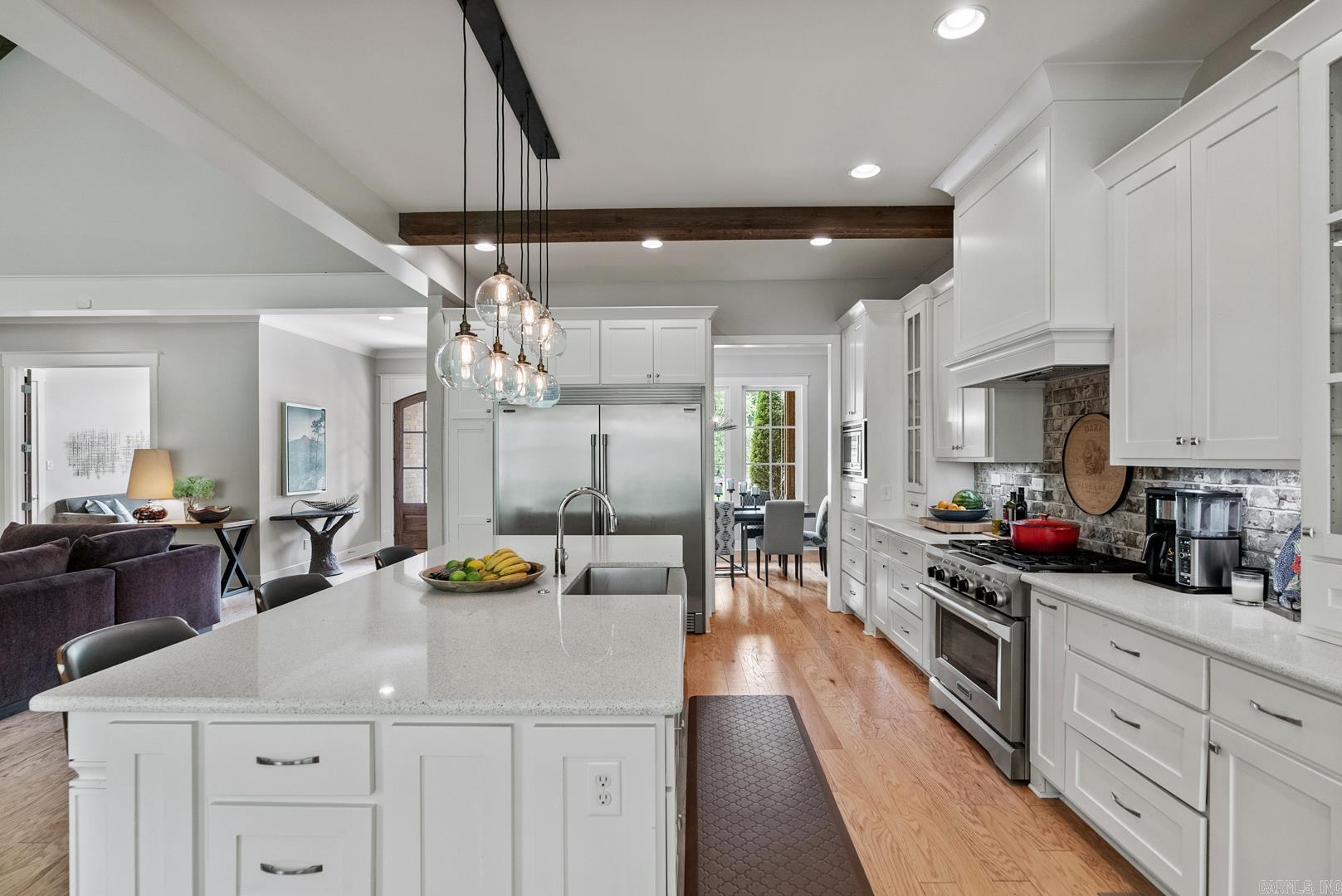 WOODLANDS EDGE - Residential