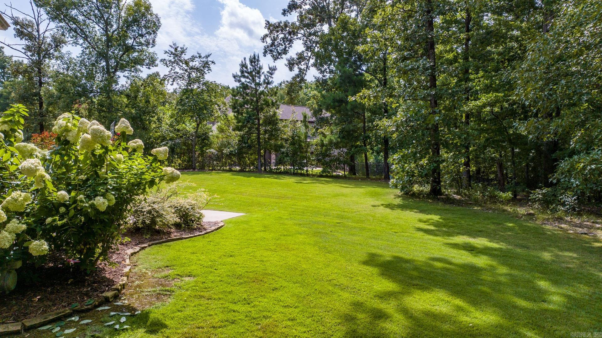 WOODLANDS EDGE - Residential