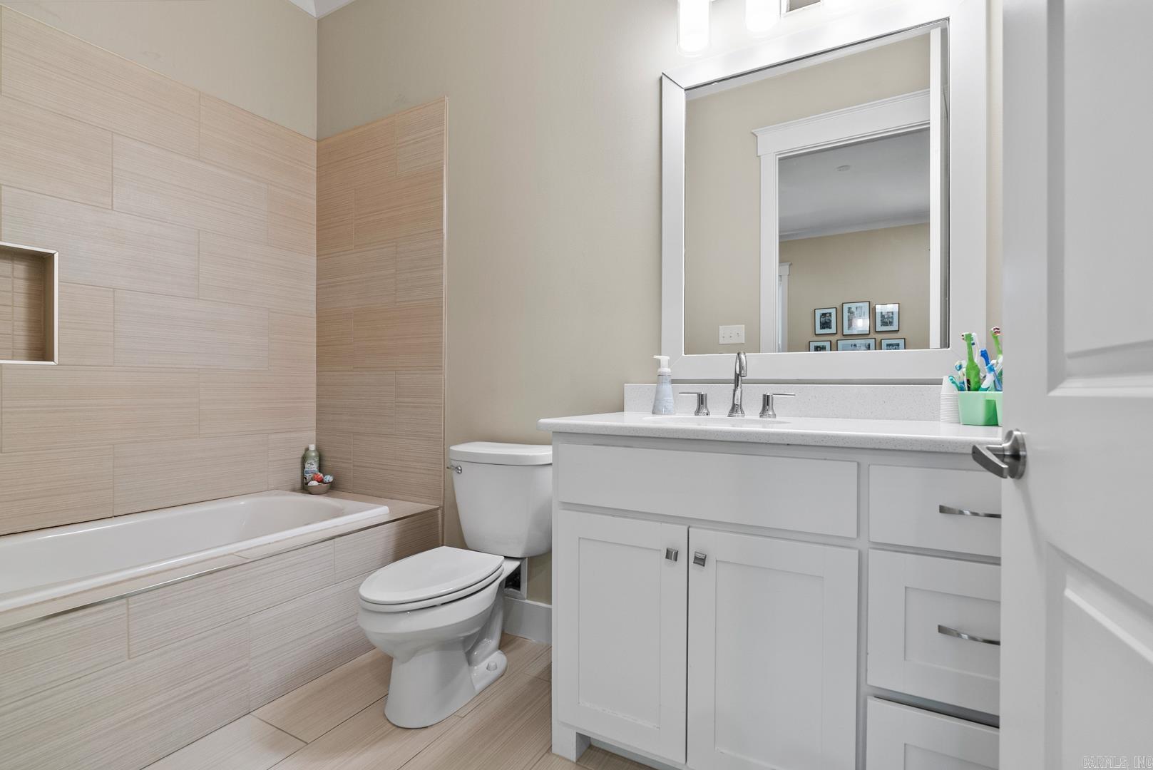 WOODLANDS EDGE - Residential