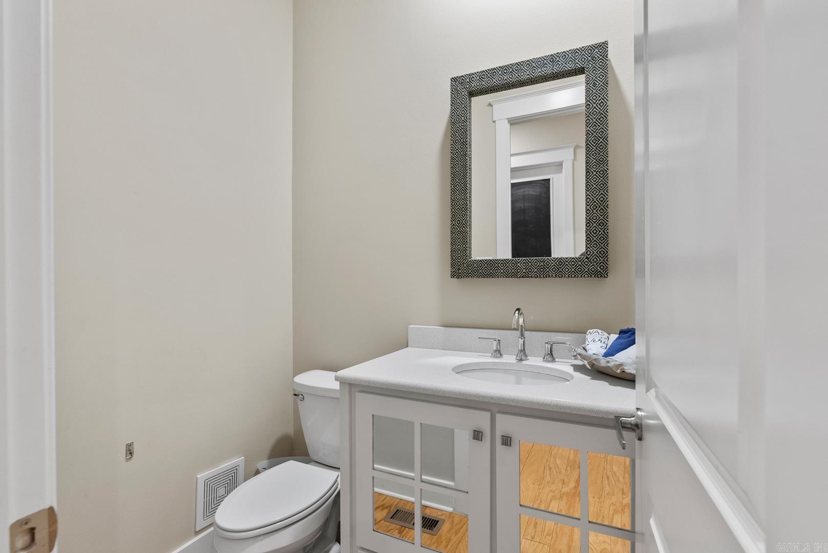 WOODLANDS EDGE - Residential