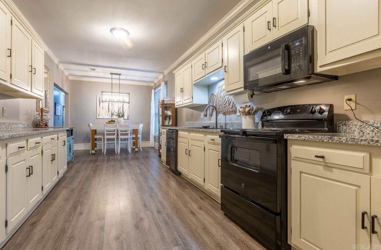 ANGEL COURT - Residential