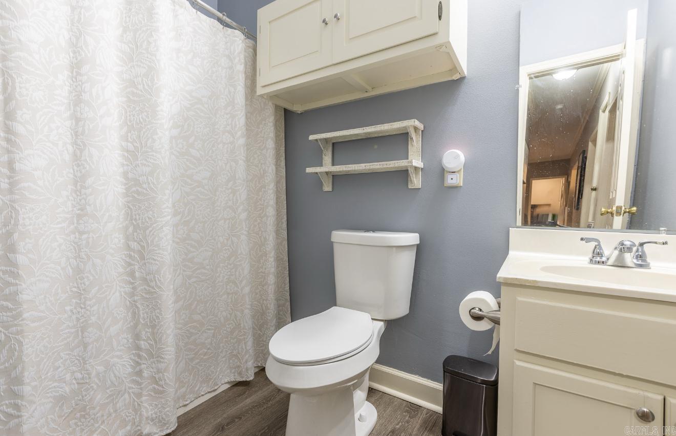 ANGEL COURT - Residential