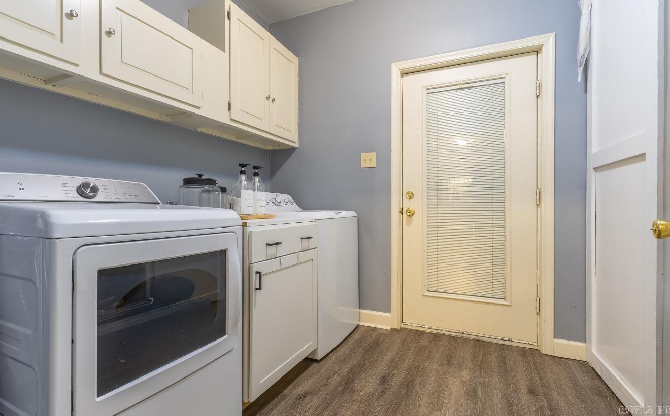 ANGEL COURT - Residential