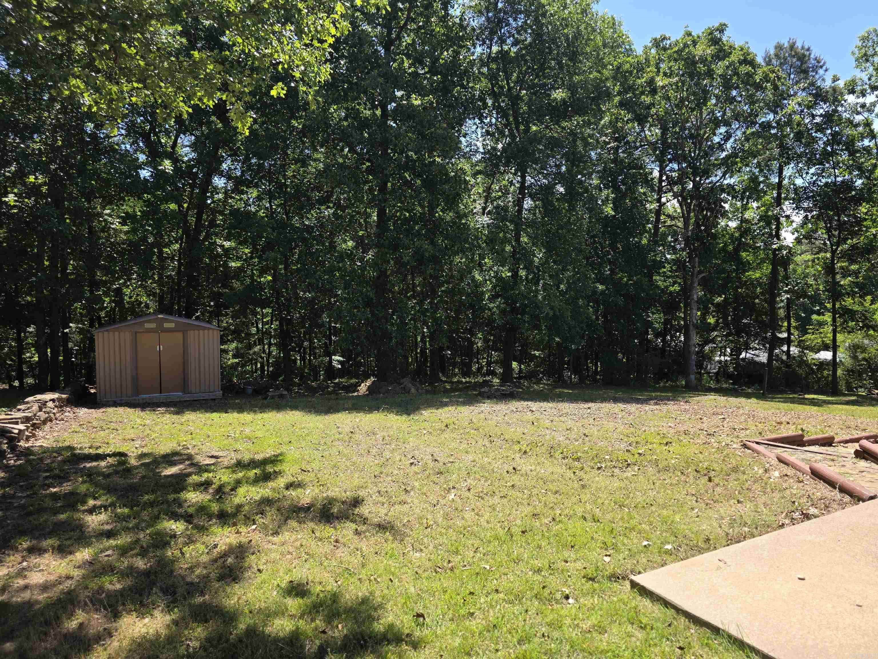 CHELESA GLADE - Residential