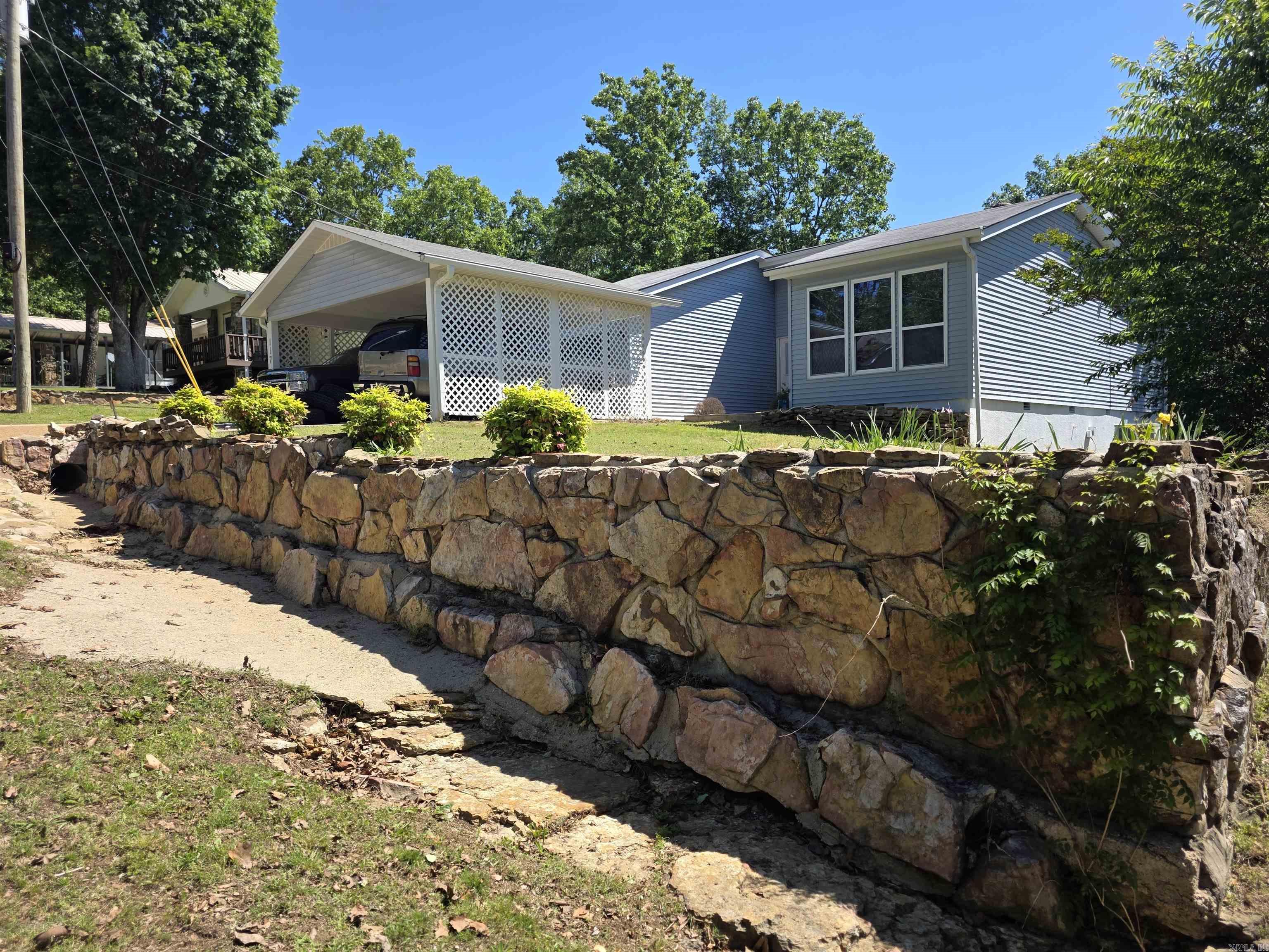 CHELESA GLADE - Residential