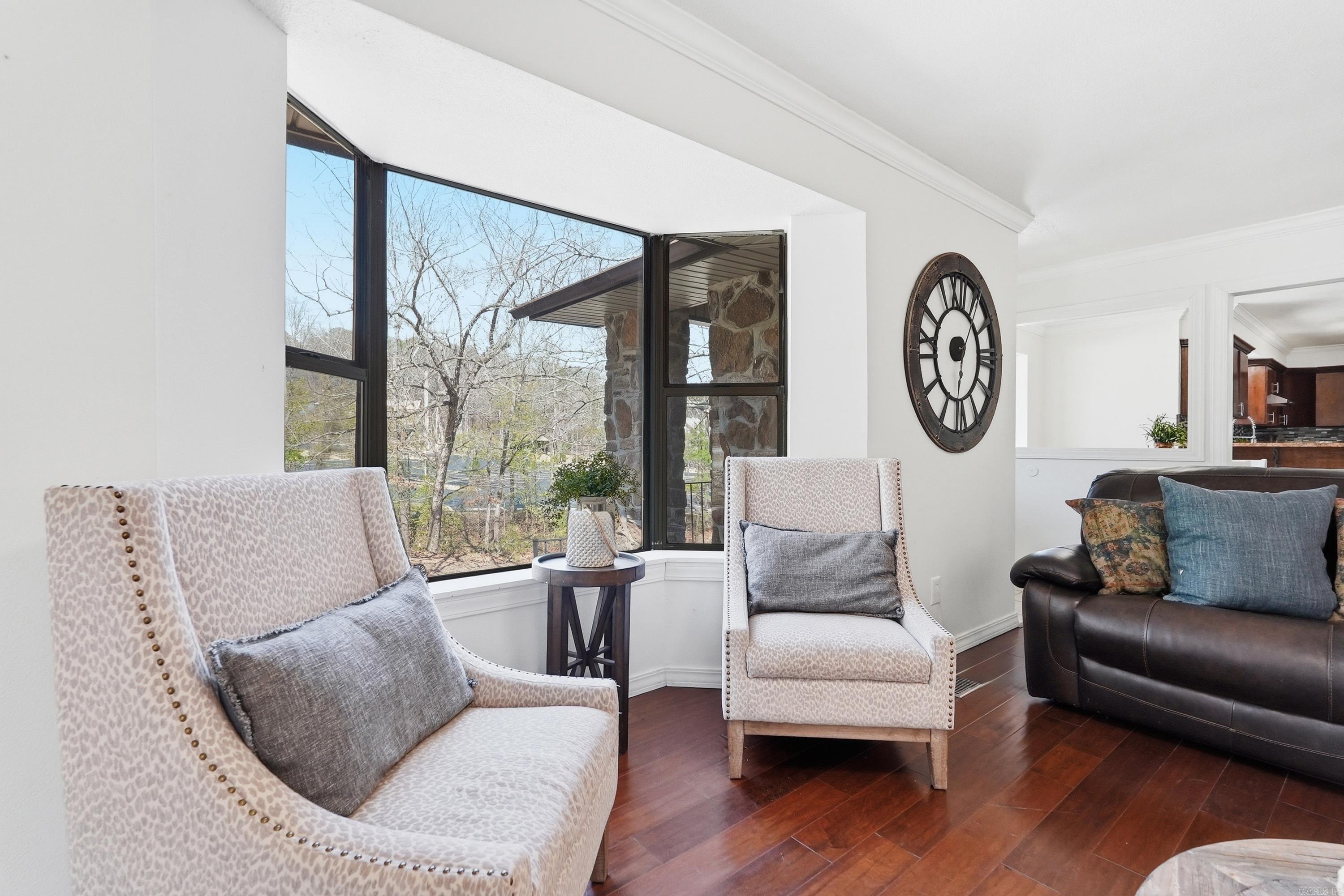 CHELSEA GLADE - Residential