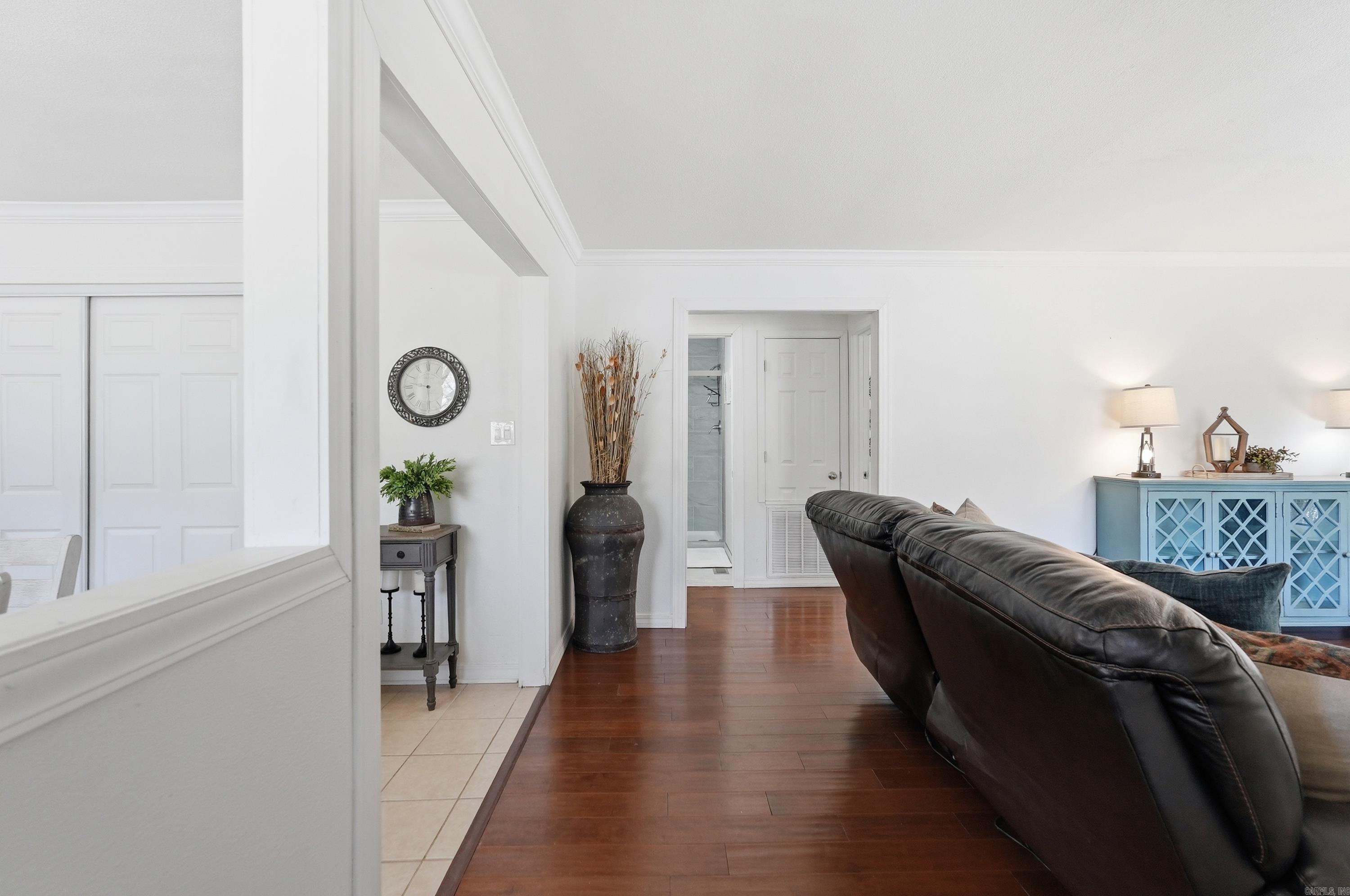 CHELSEA GLADE - Residential