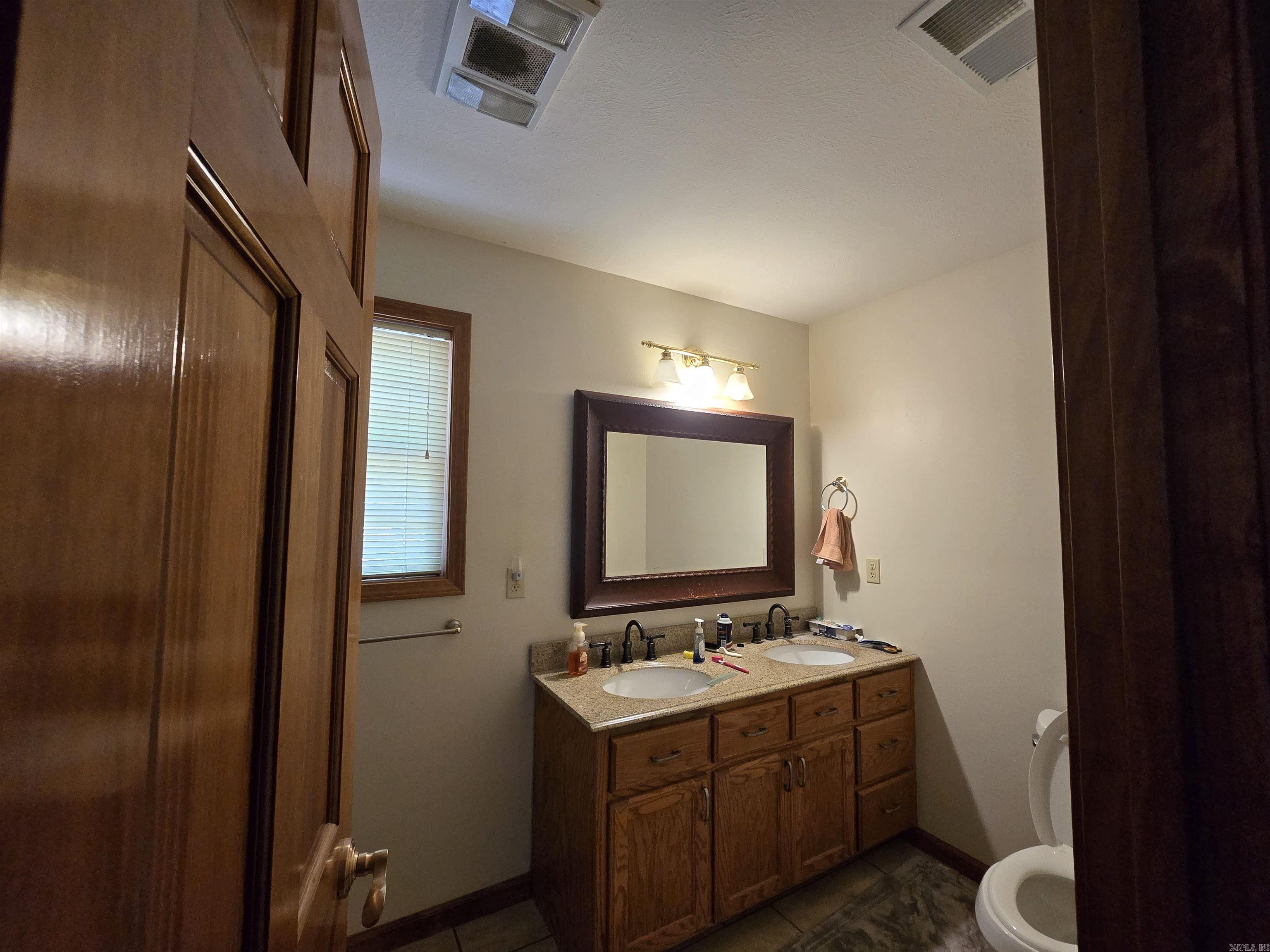 Metes & Bounds - Commercial Sale