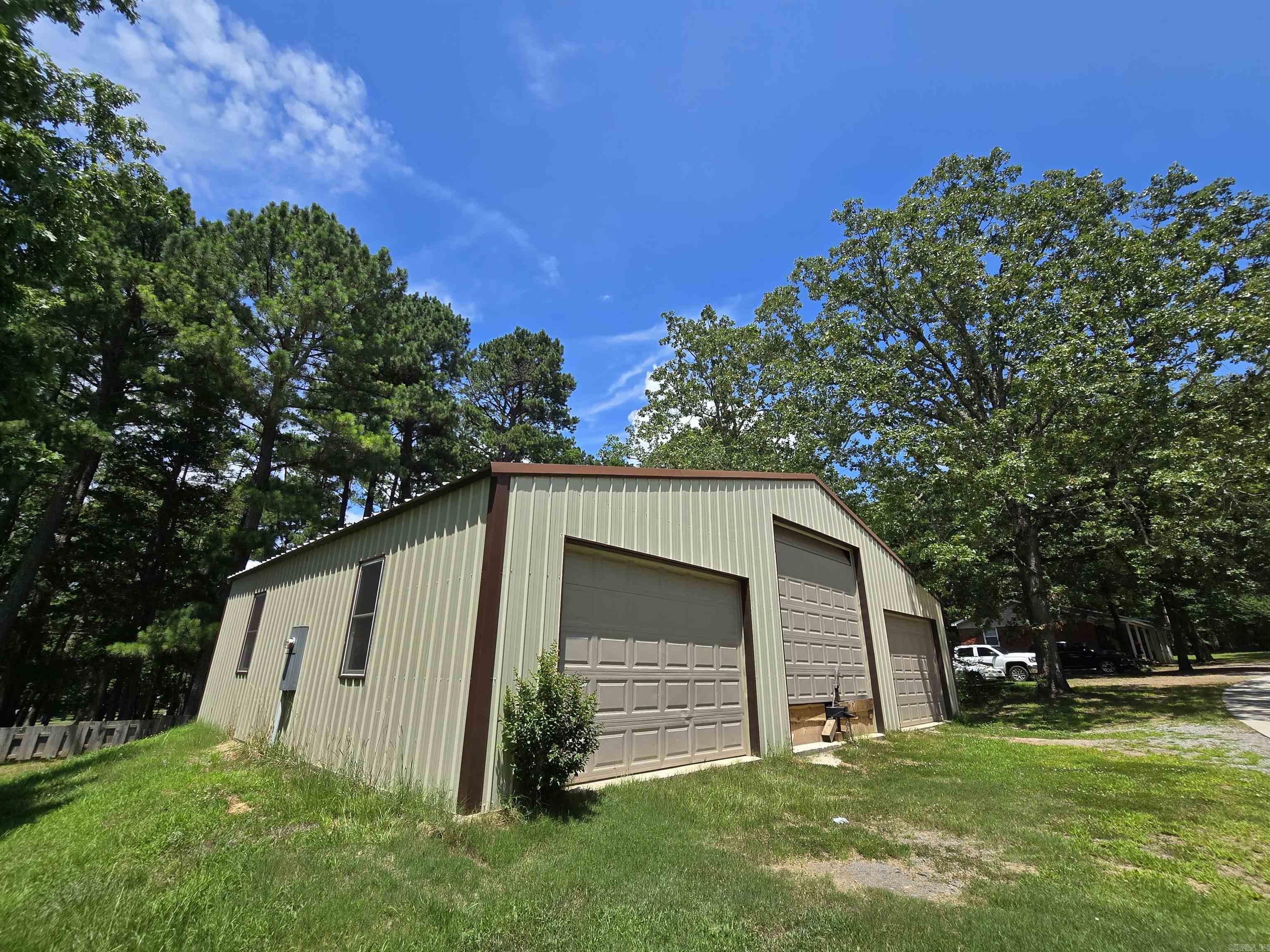 Metes & Bounds - Commercial Sale