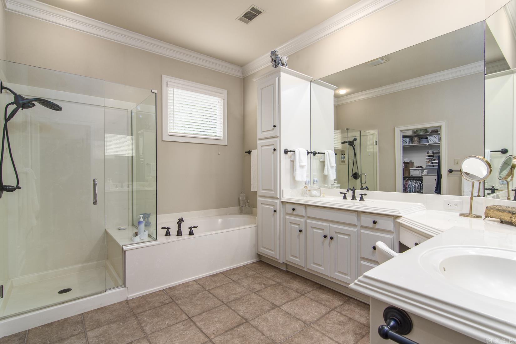 CHENAL VALLEY THE OAKS - Residential