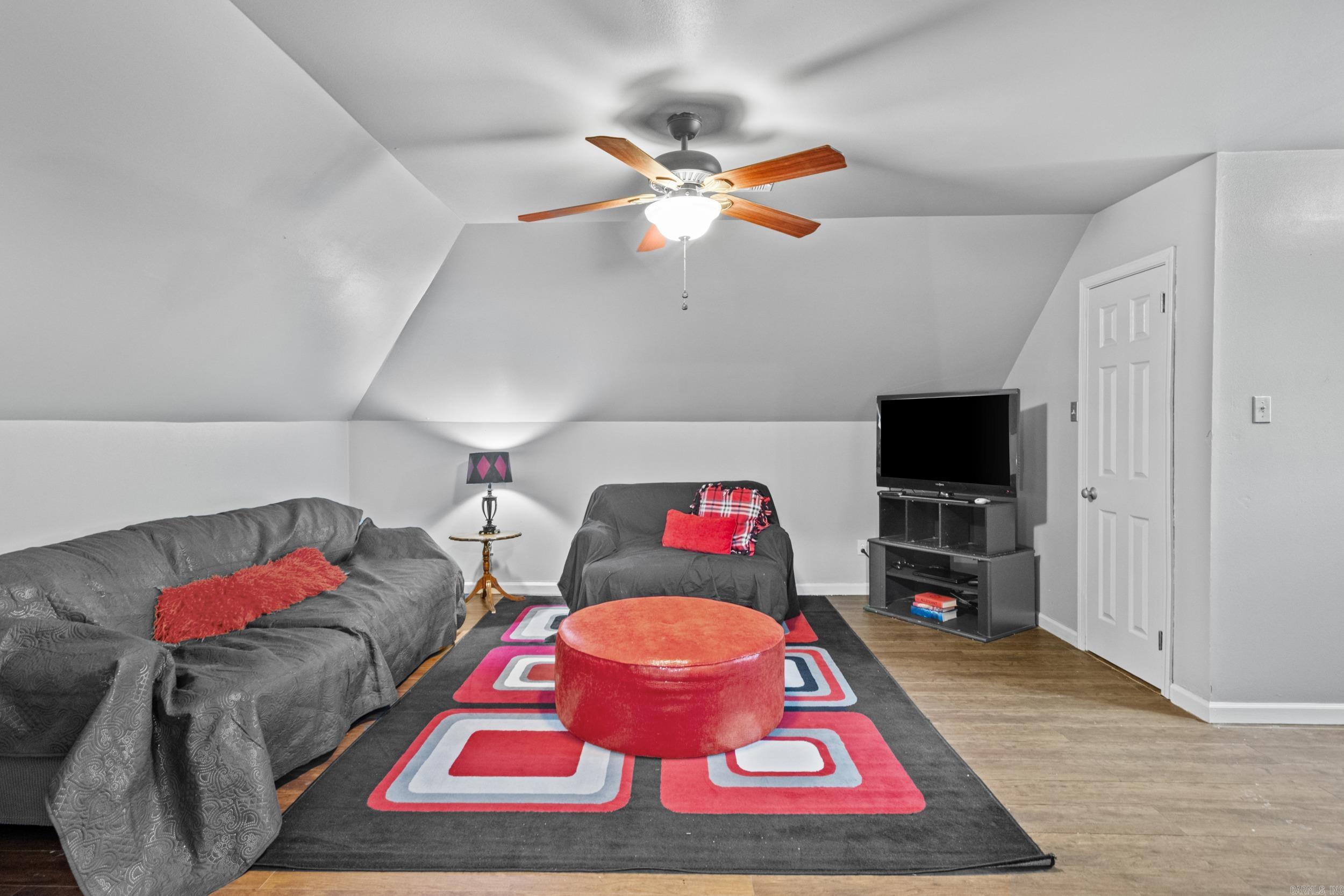 TIMBER CREEK - Residential