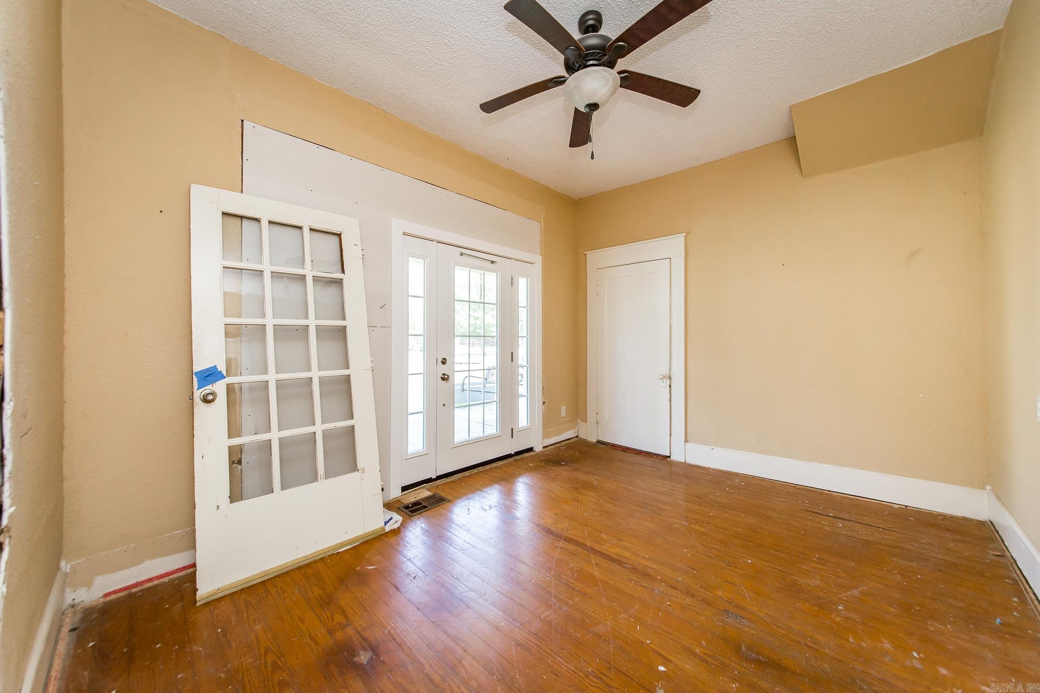 Hardy & Barkman I-XII - Residential