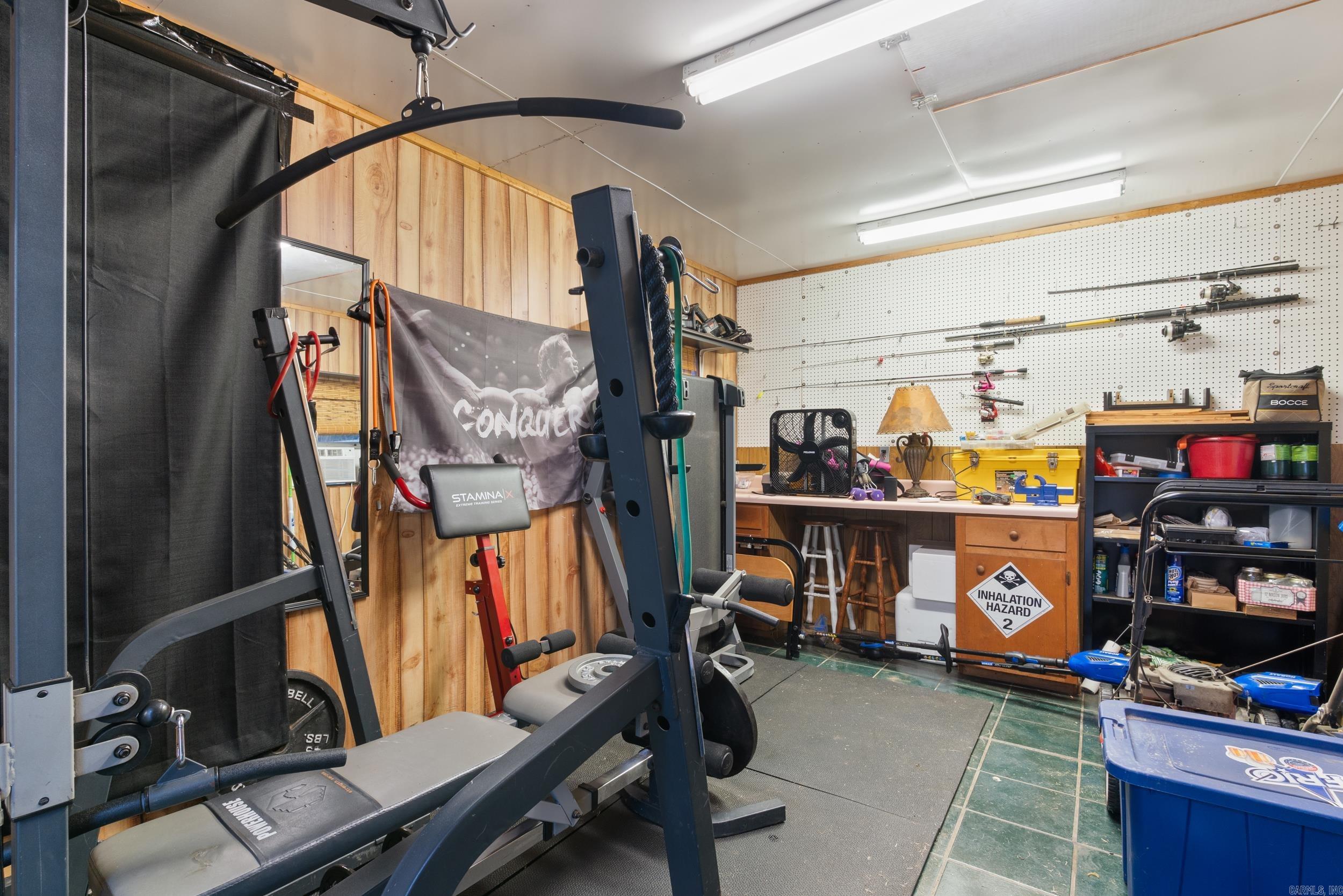 CLUB CREEK - Residential