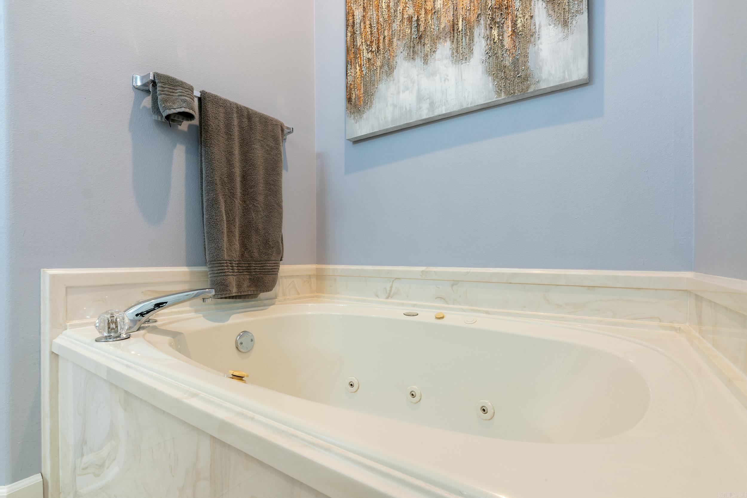 CLUB CREEK - Residential