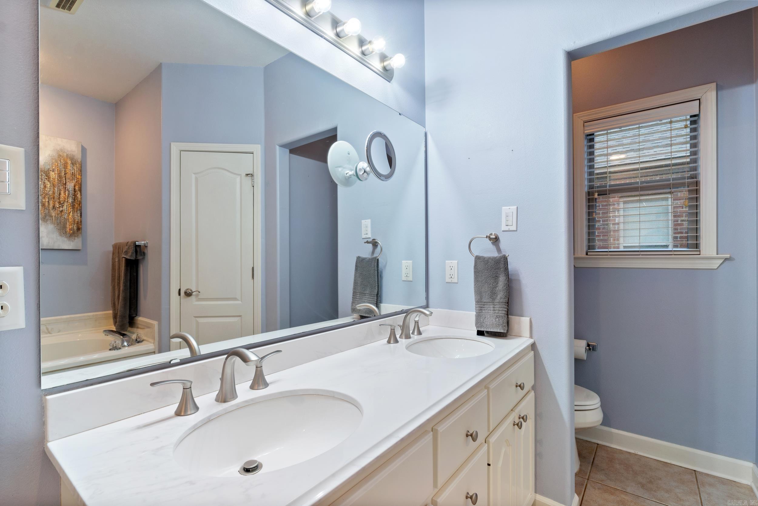 CLUB CREEK - Residential