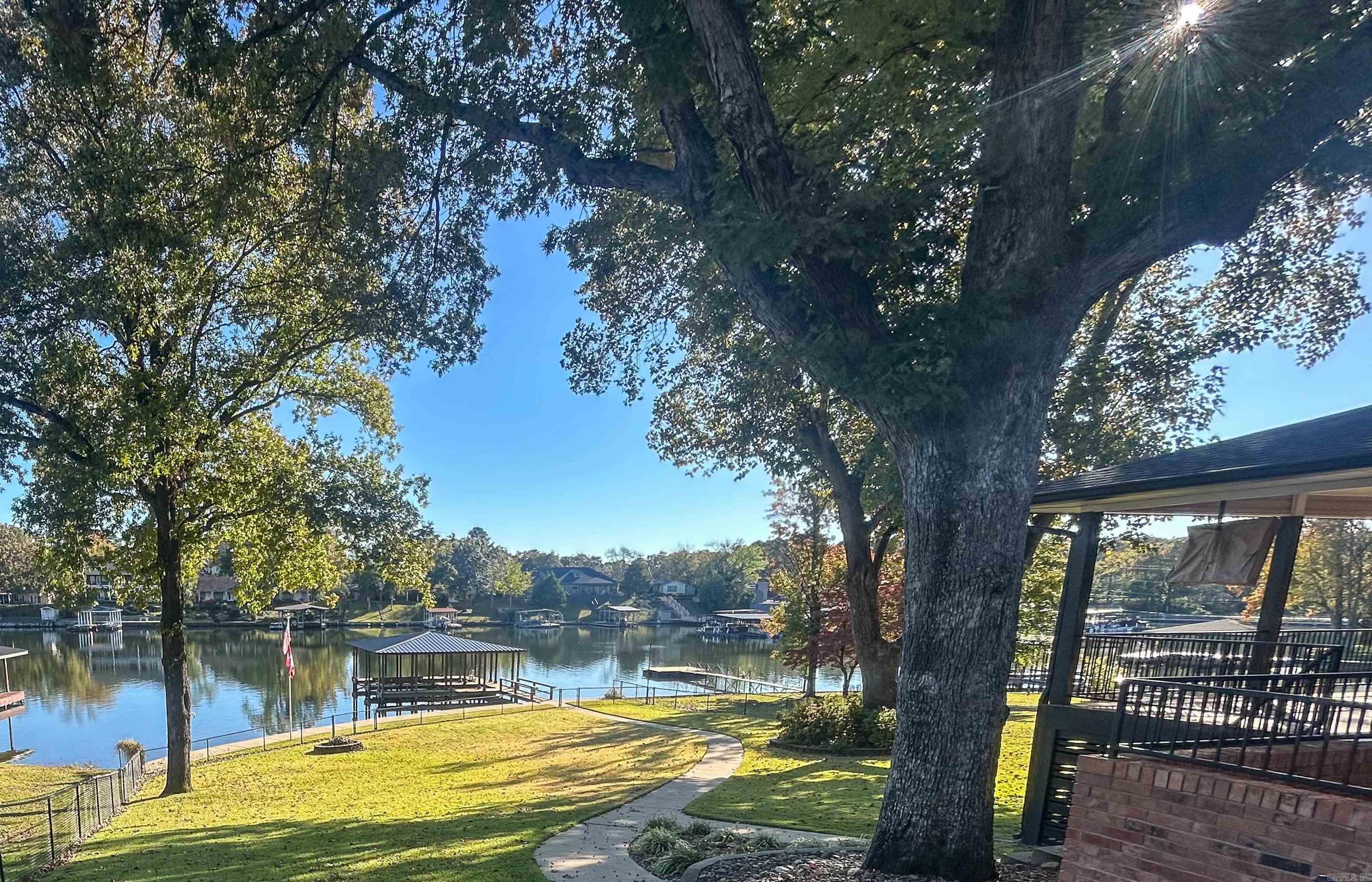 CLIFTON PLACE - Residential