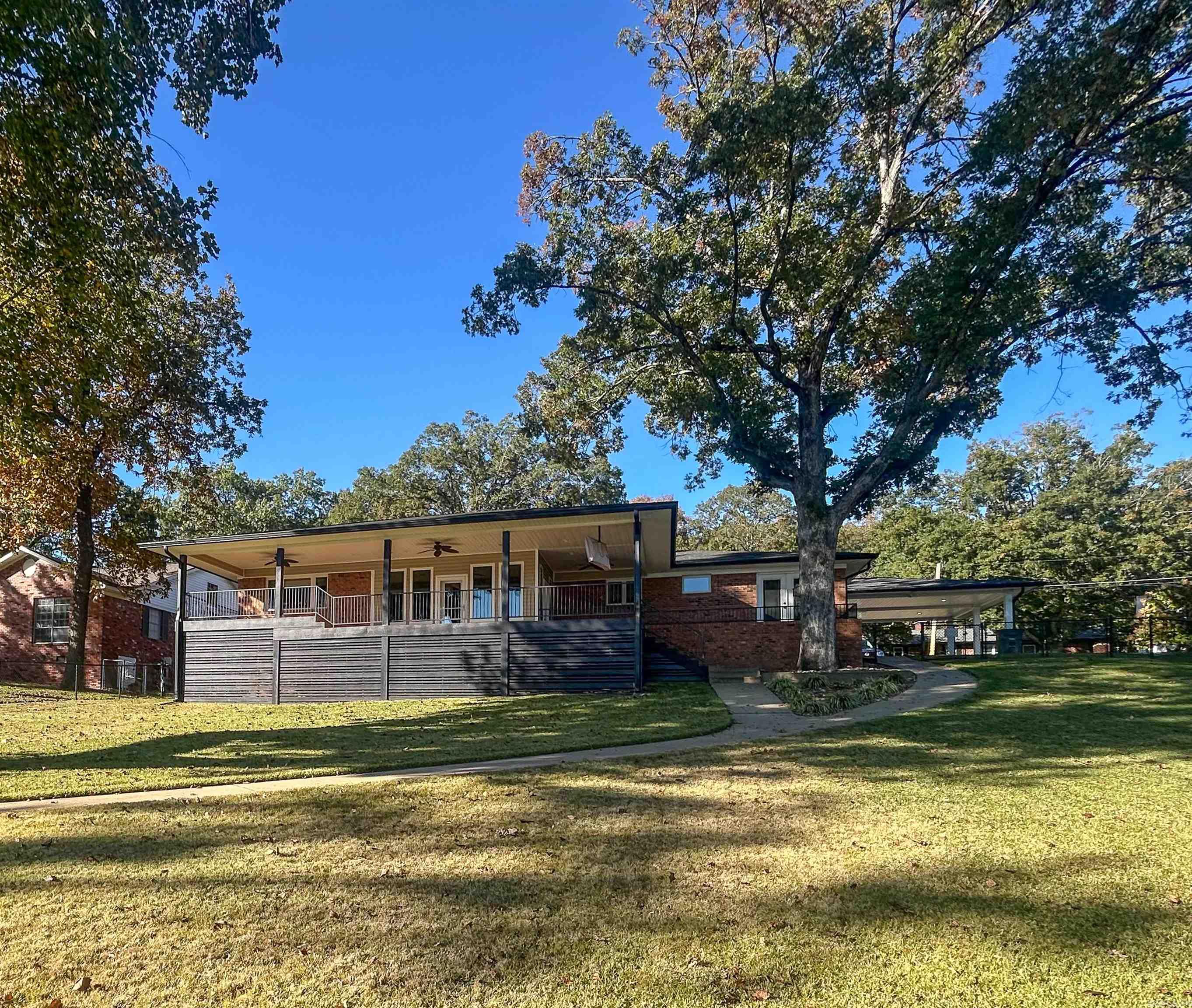 CLIFTON PLACE - Residential