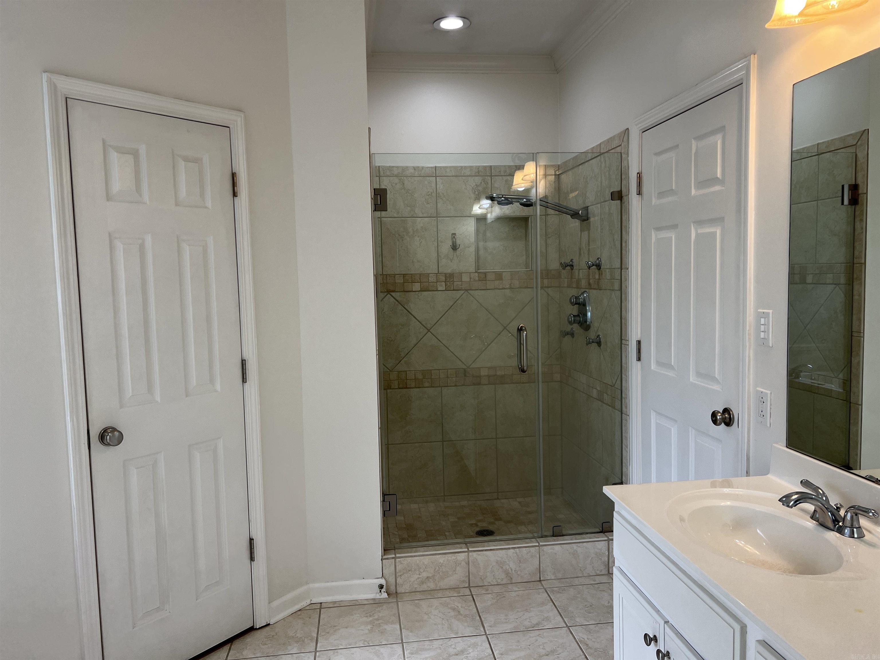 SILVER LEAF - Residential