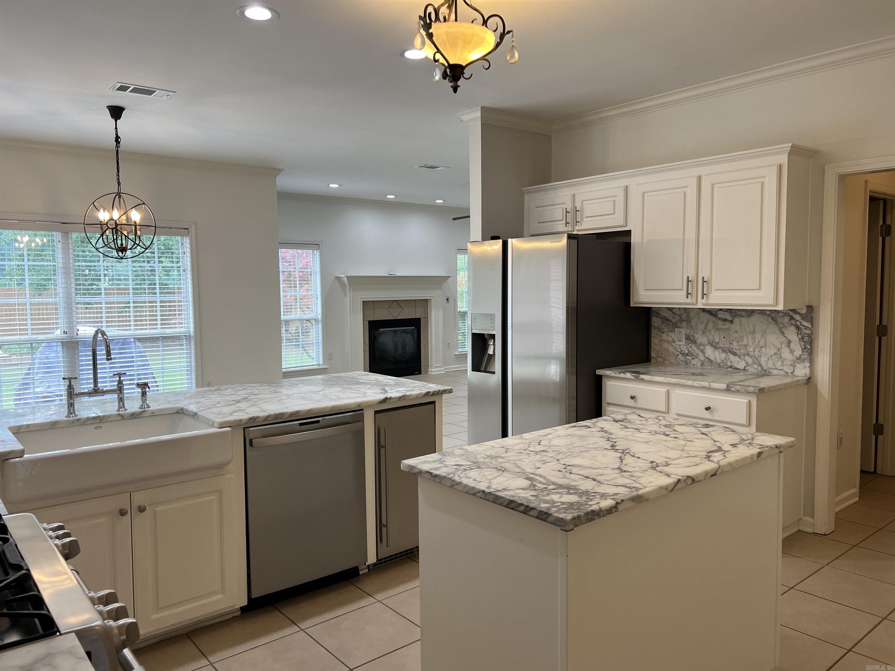 SILVER LEAF - Residential