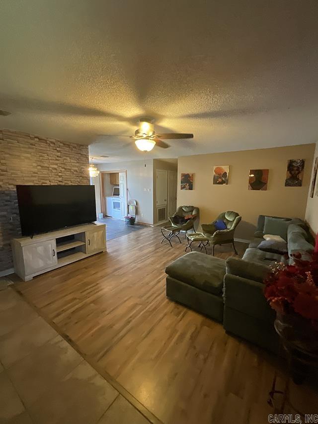 STONEBRIDGE - Residential