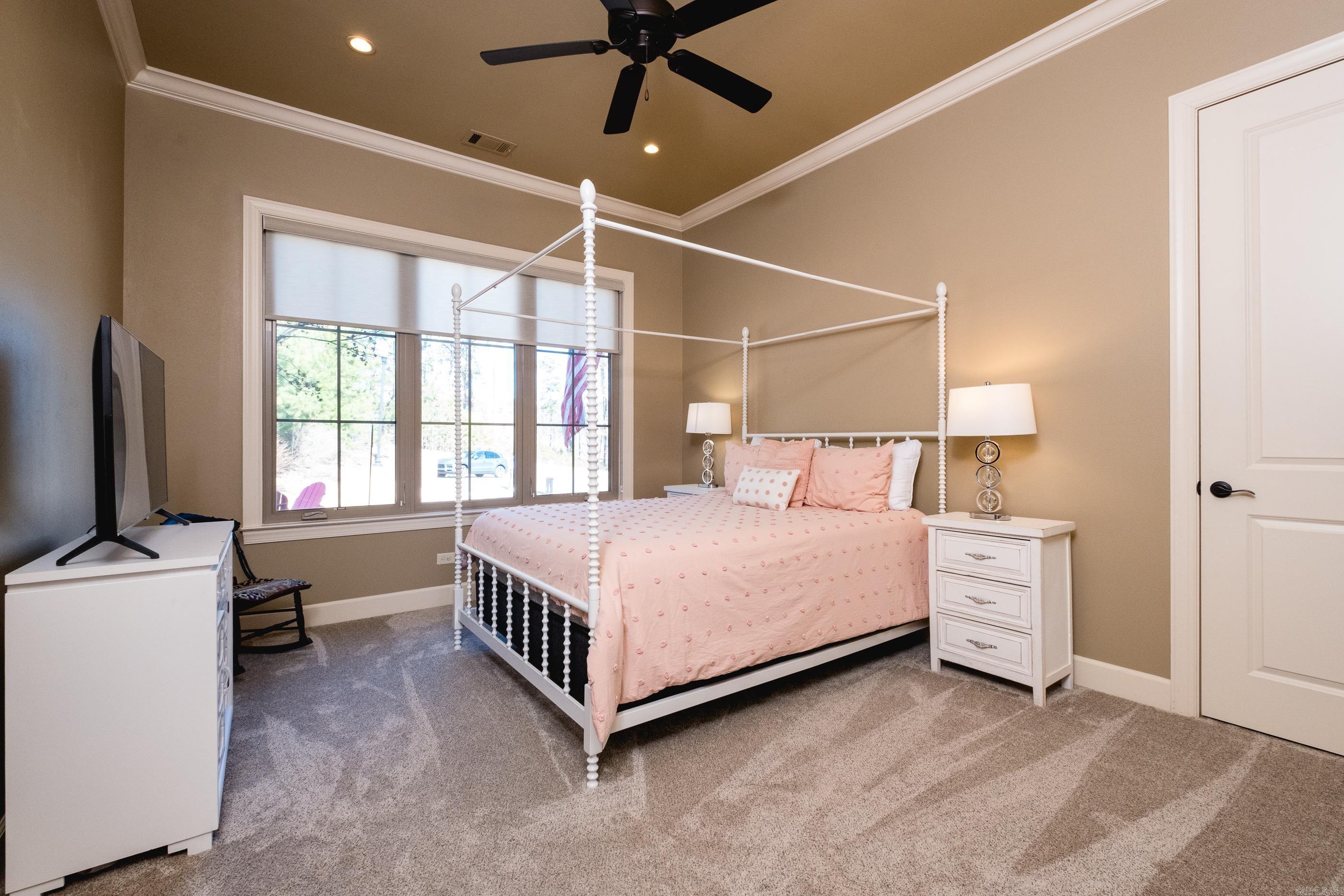 CHENAL VALLEY "MIRAMAR PLACE" - Residential