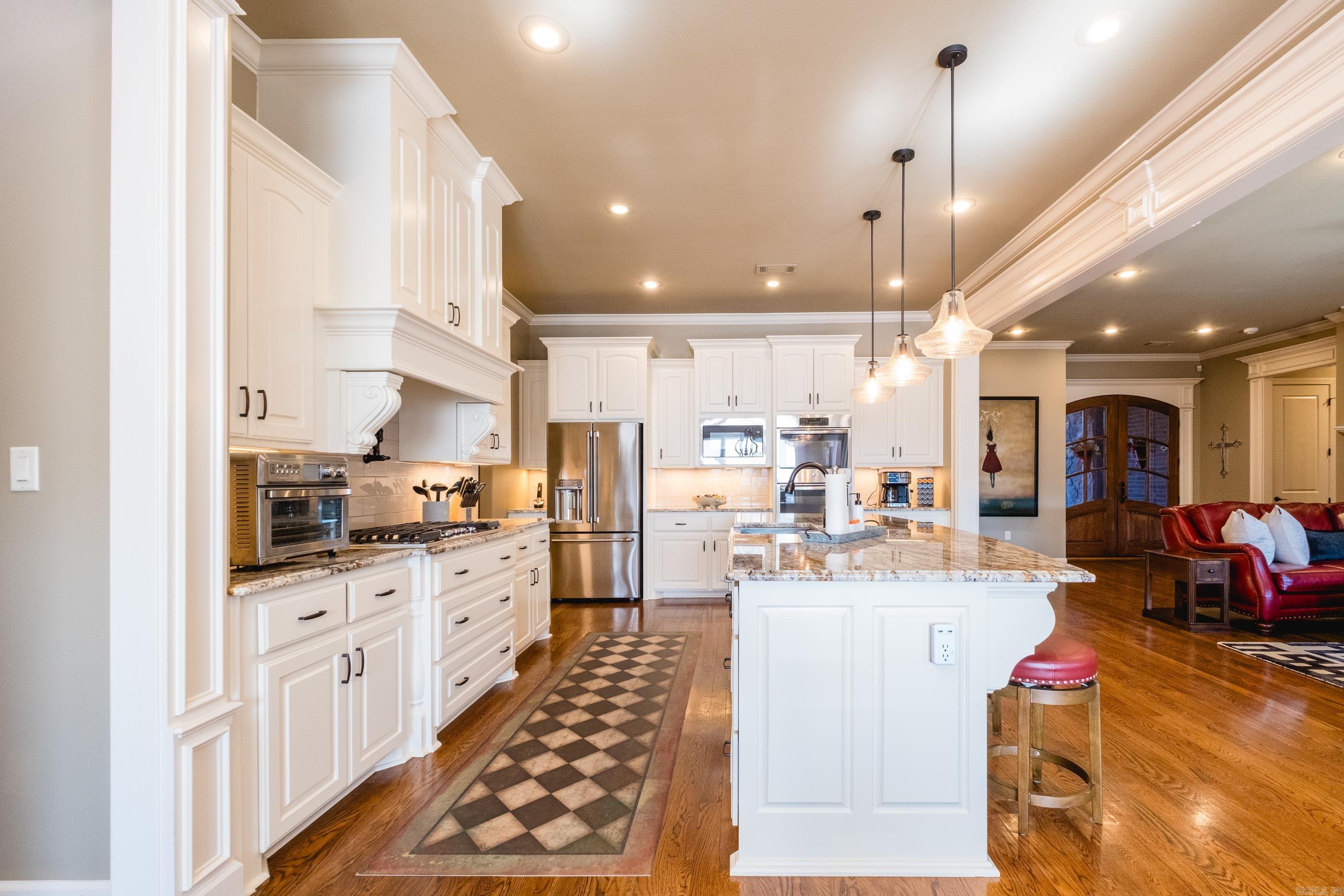 CHENAL VALLEY "MIRAMAR PLACE" - Residential