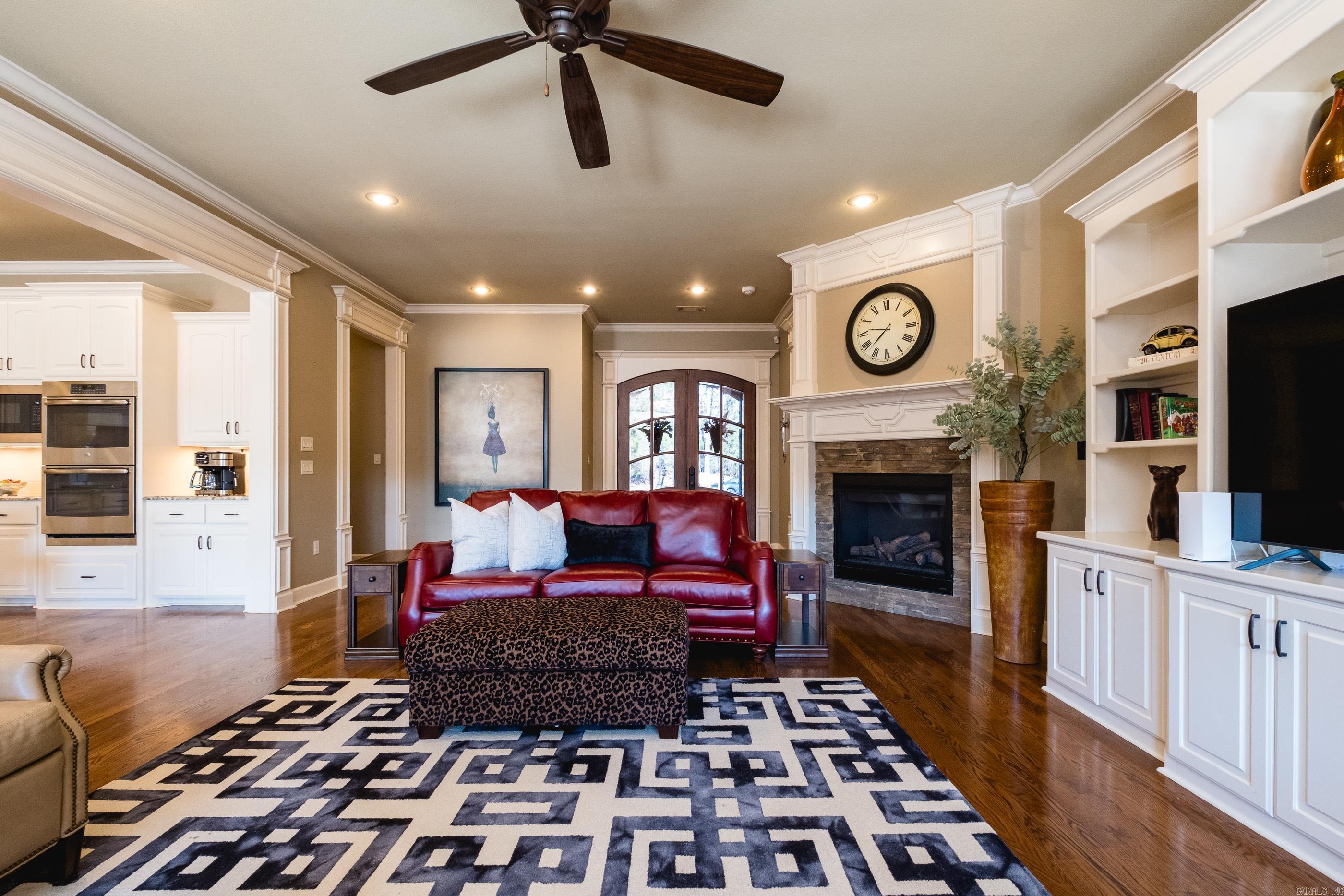 CHENAL VALLEY "MIRAMAR PLACE" - Residential