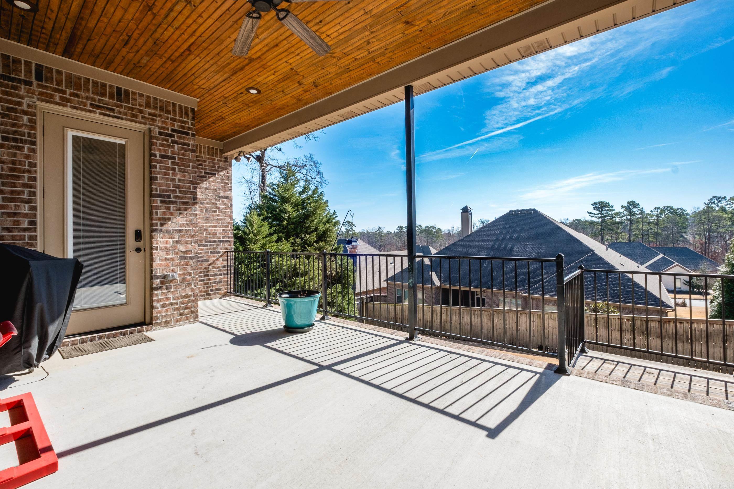 CHENAL VALLEY "MIRAMAR PLACE" - Residential