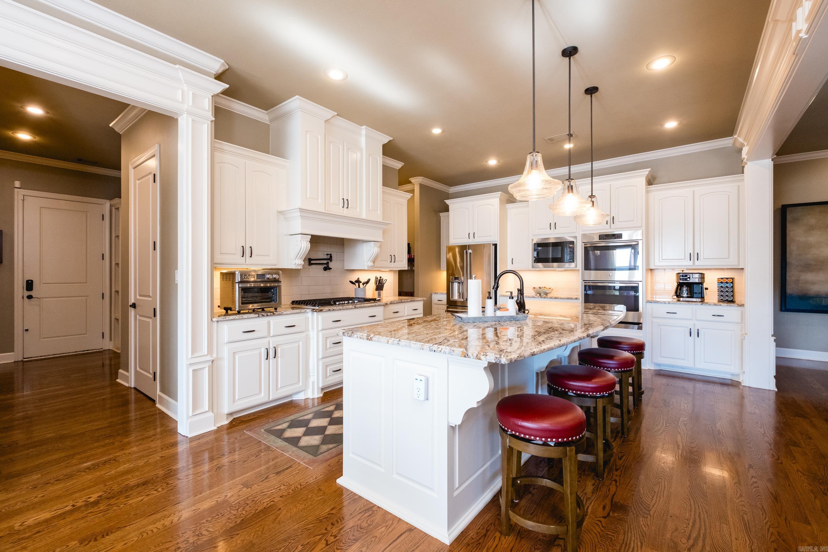 CHENAL VALLEY "MIRAMAR PLACE" - Residential