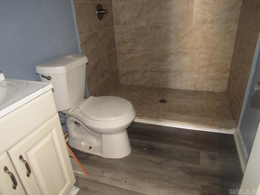 MEADOWBROOK - Residential