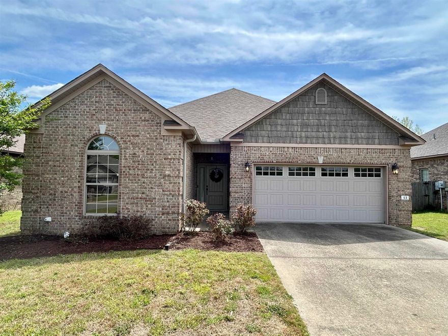 Welcome to this charming, well-cared-for home tucked away in a quiet, established Conway neighborhood. You’ll love the spacious layout with a bright, inviting living area, a functional kitchen, and comfortable bedrooms, including a private primary suite. The peaceful yard is perfect for relaxing or spending time with family and friends. Conveniently located near shopping, dining, Vilonia school district, and I-40.  This home is ready to welcome you!