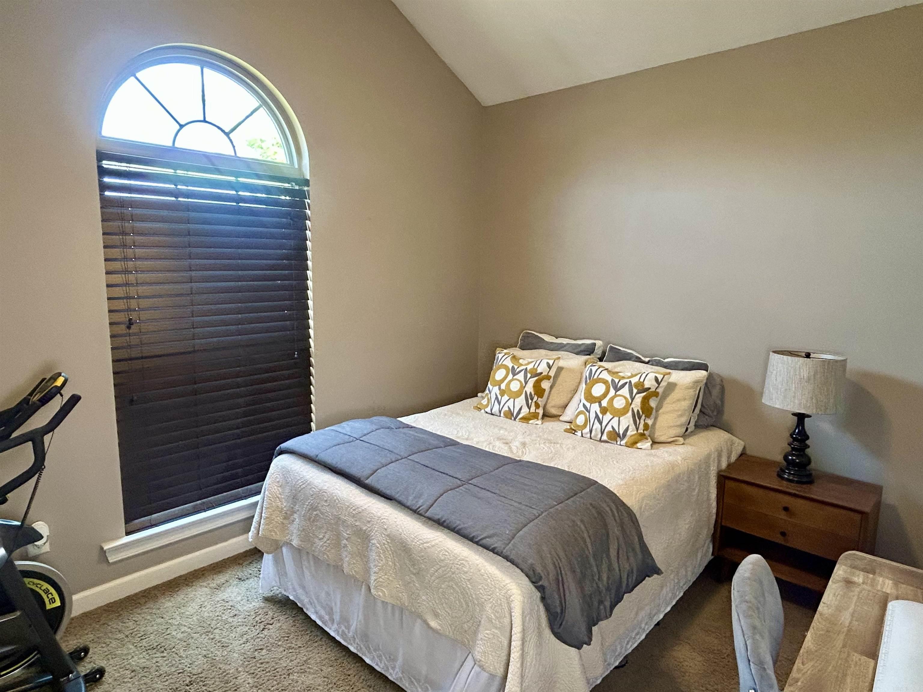 OAK TREE SUB - Residential