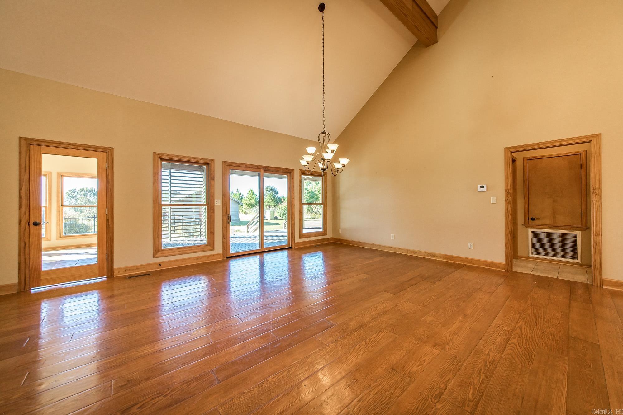 Metes & Bounds - Residential