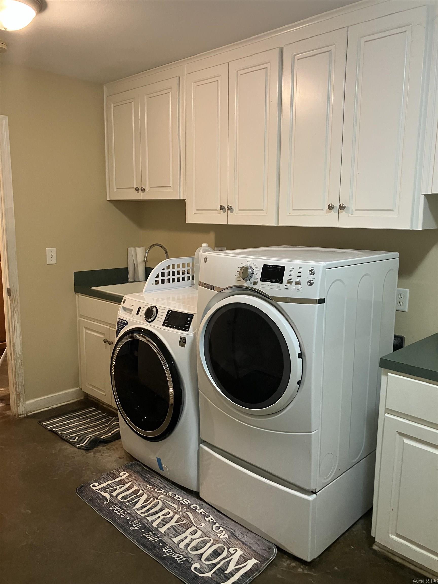 SHADY MEADOWS - Residential