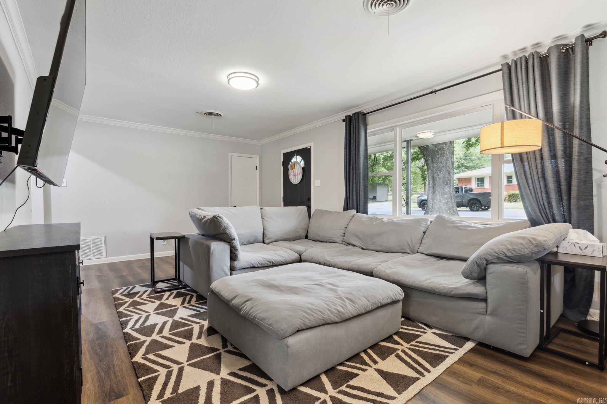 Holloway Replat South Hwy - Residential