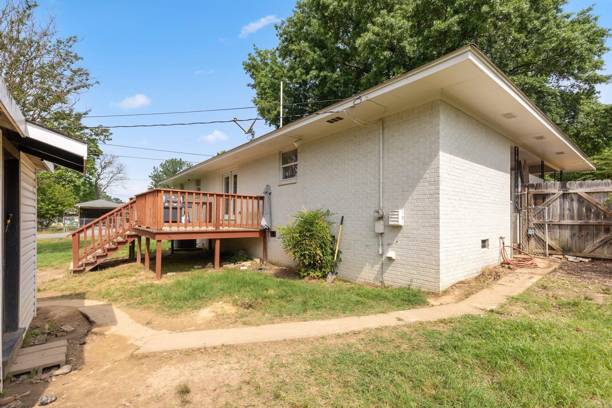 Holloway Replat South Hwy - Residential