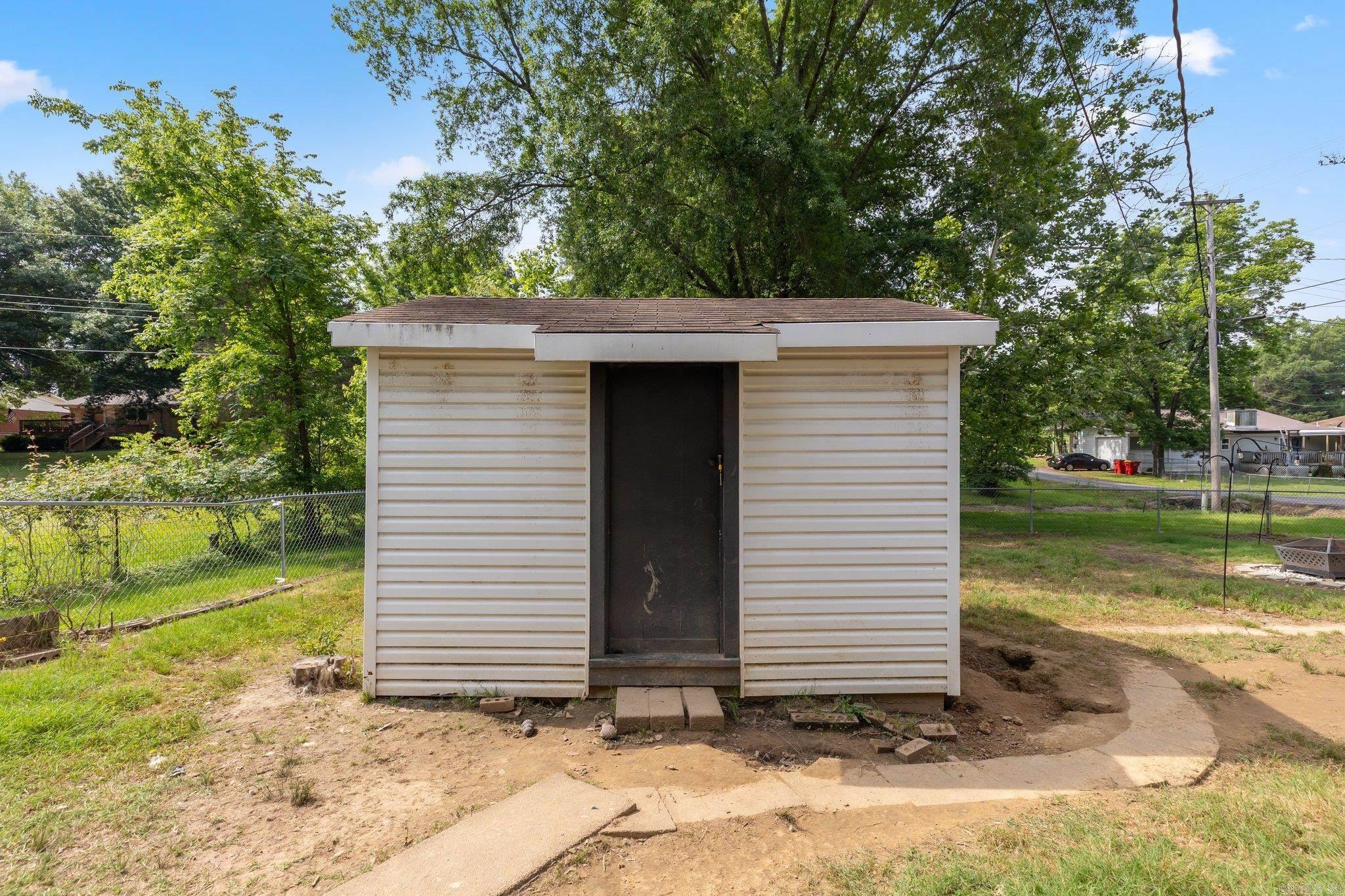 Holloway Replat South Hwy - Residential