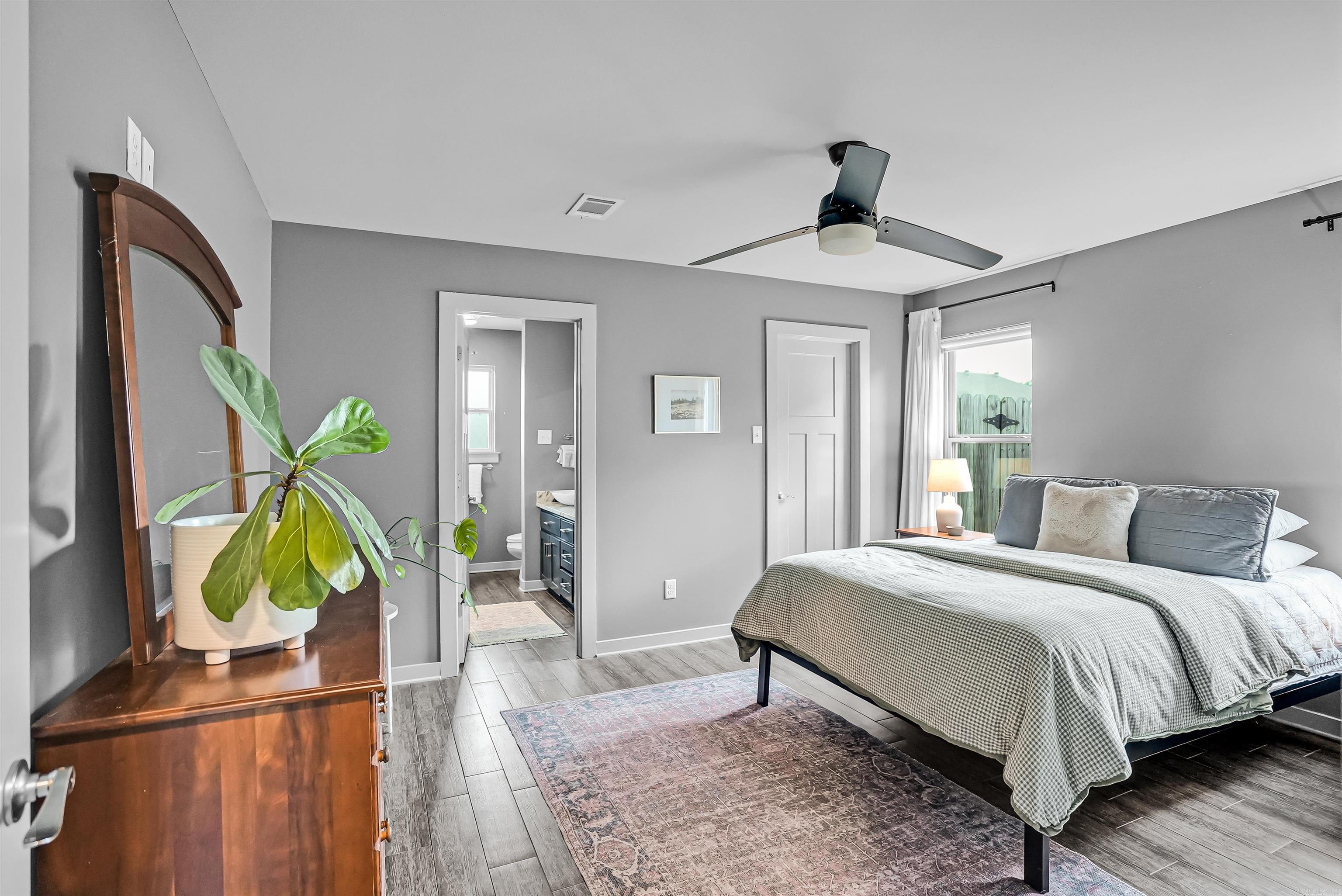 STONEHENGE PLACE - Residential