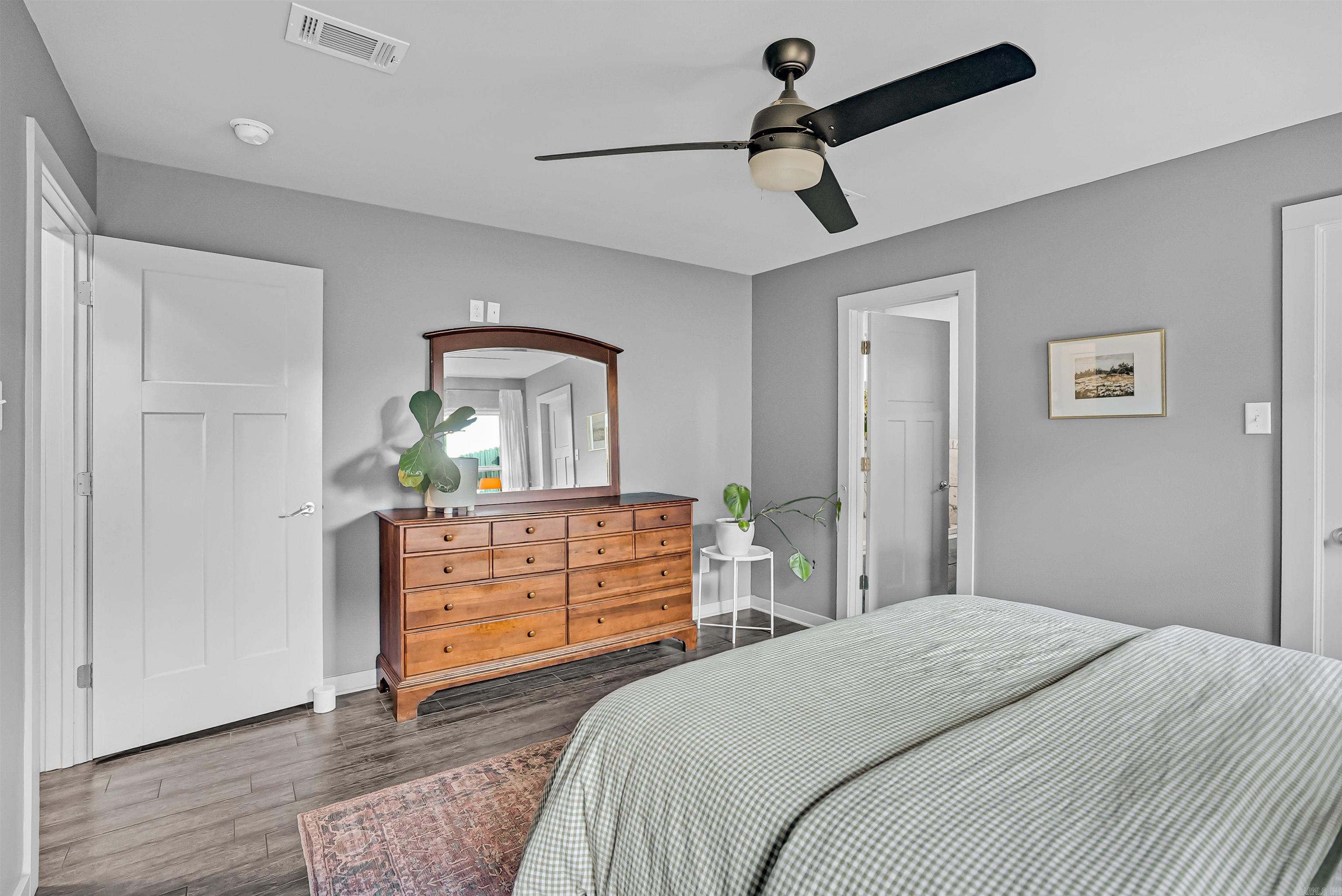 STONEHENGE PLACE - Residential