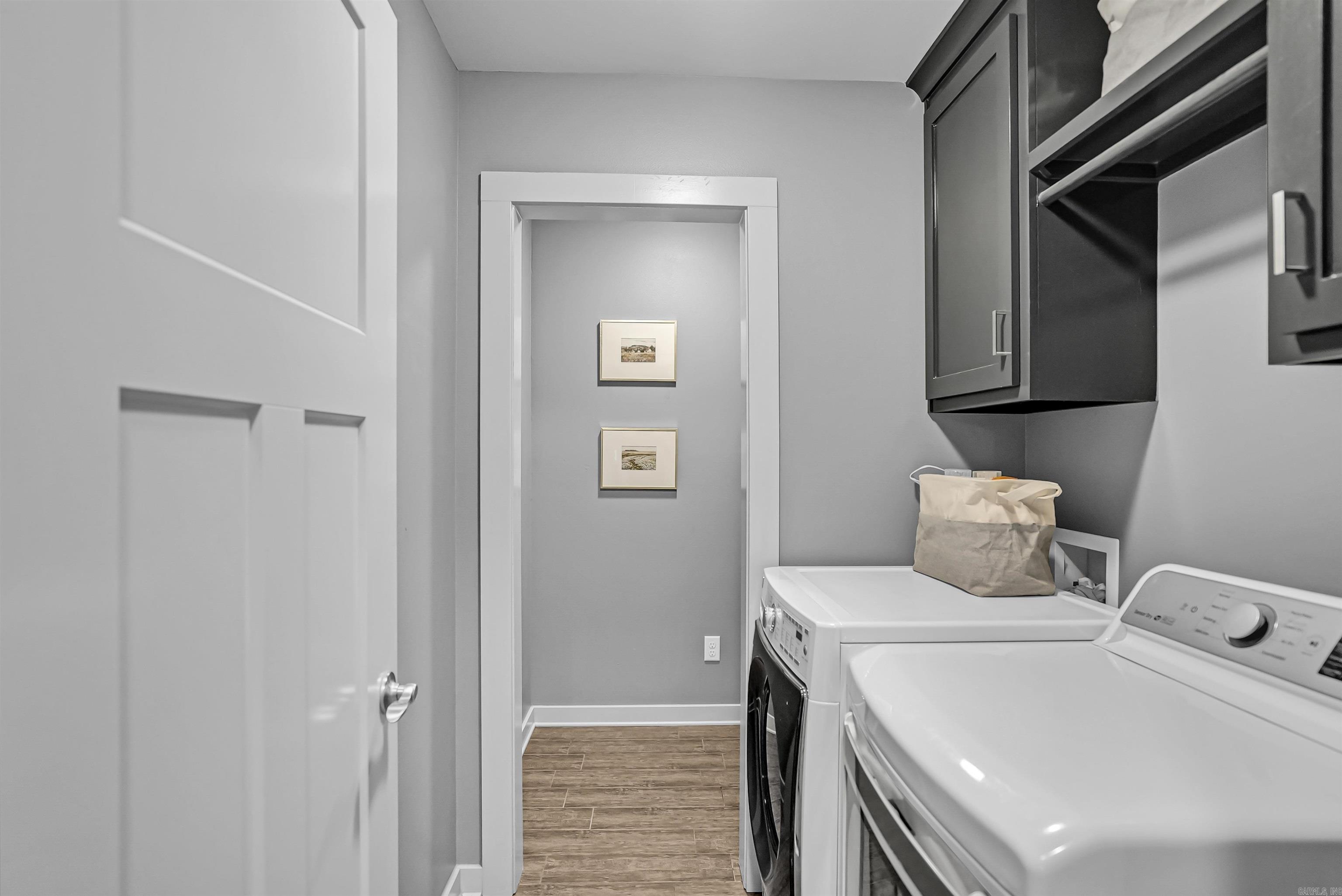 STONEHENGE PLACE - Residential