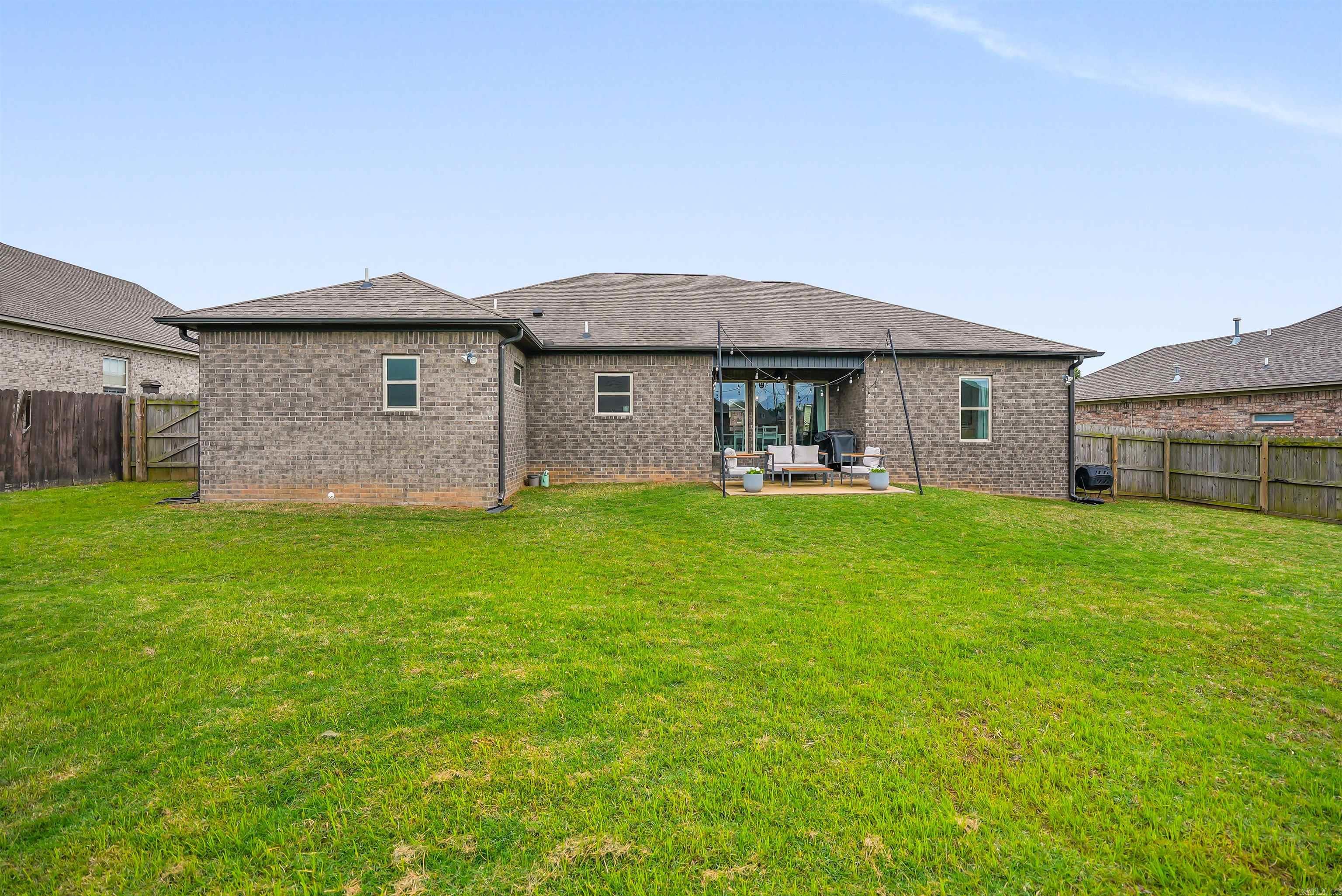 STONEHENGE PLACE - Residential