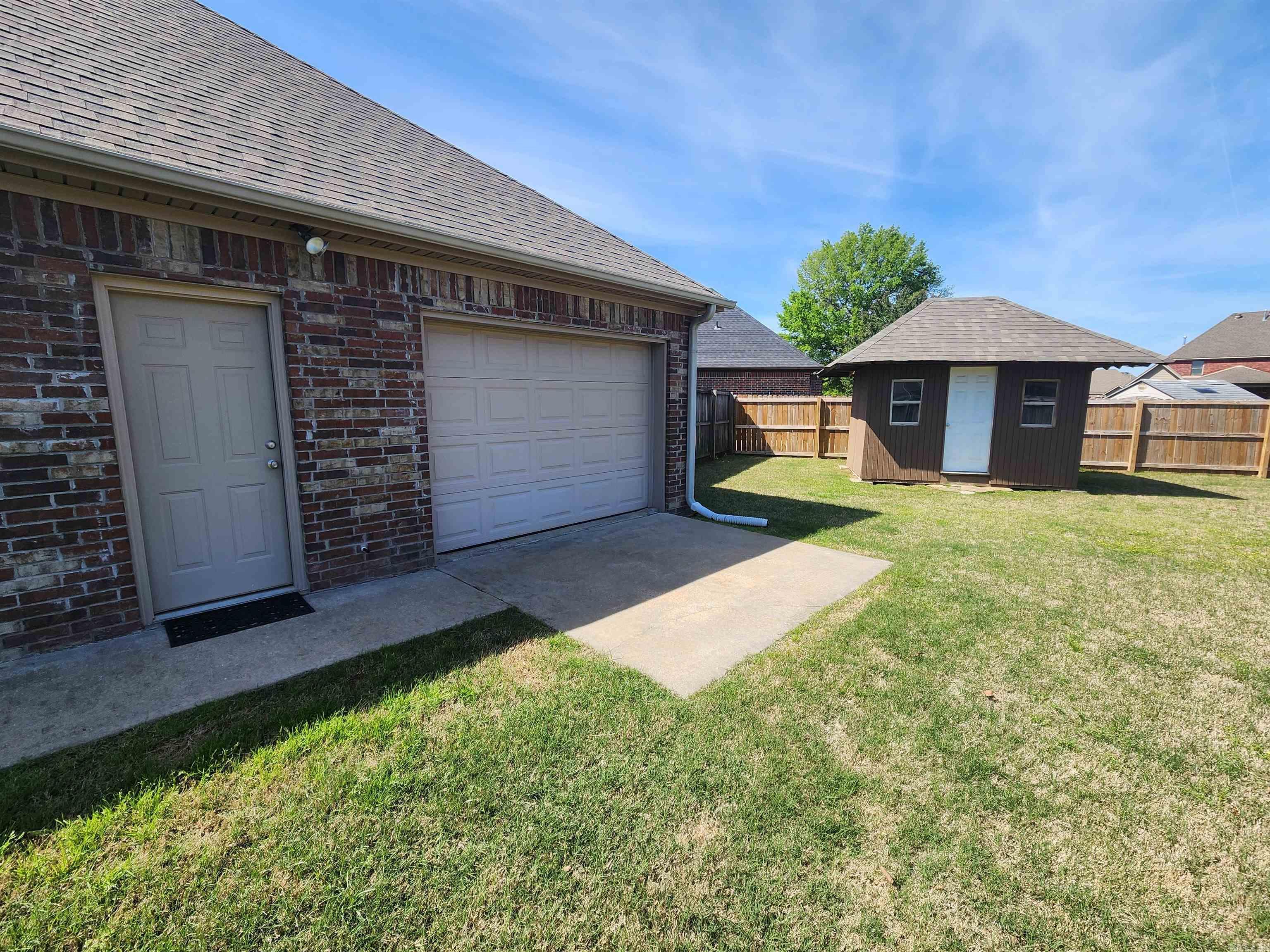 COUNTRY CLUB OF AR THE PH XXIII - Residential