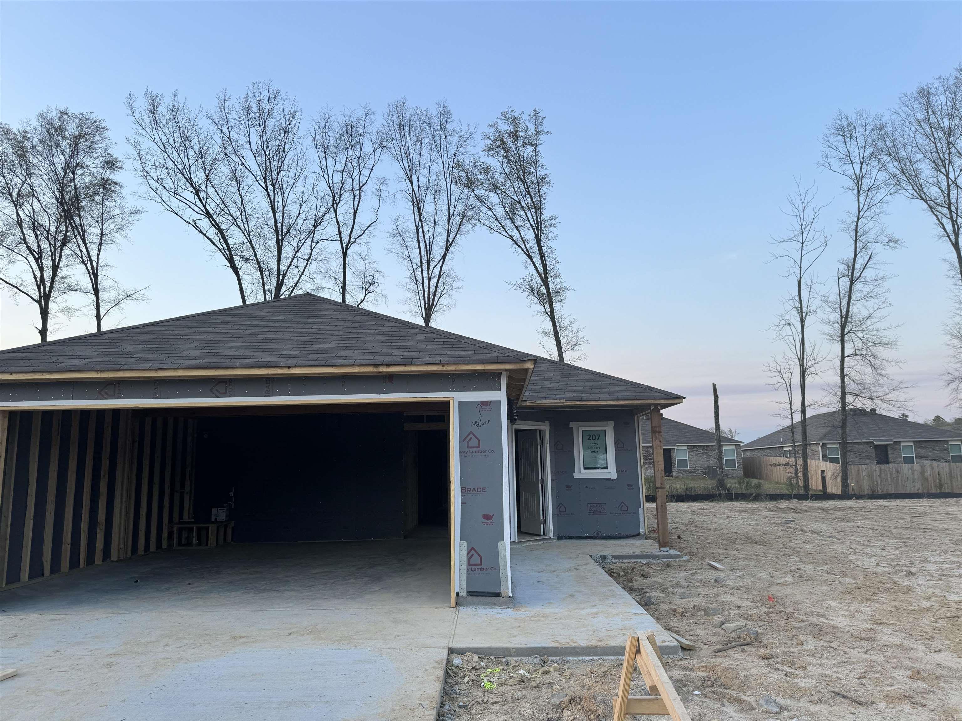 COUNTRY CLUB OF ARK THE - Residential