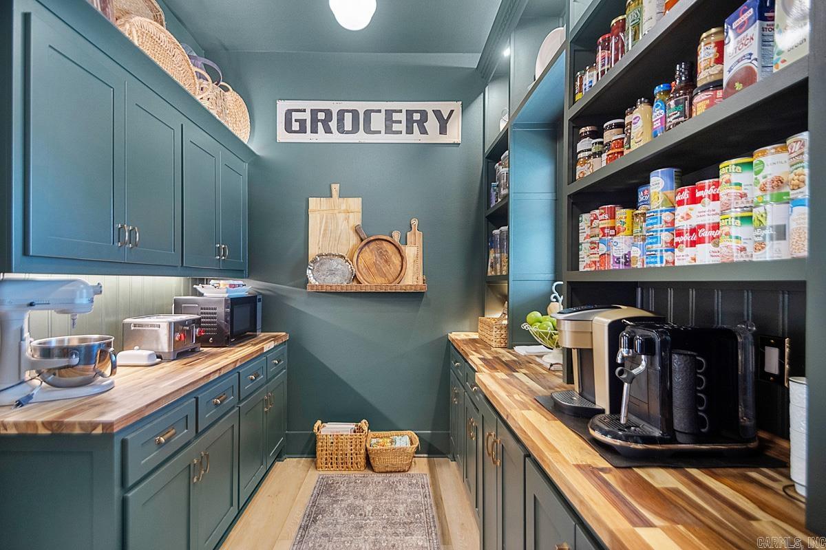 WATERVIEW ESTATES - Residential