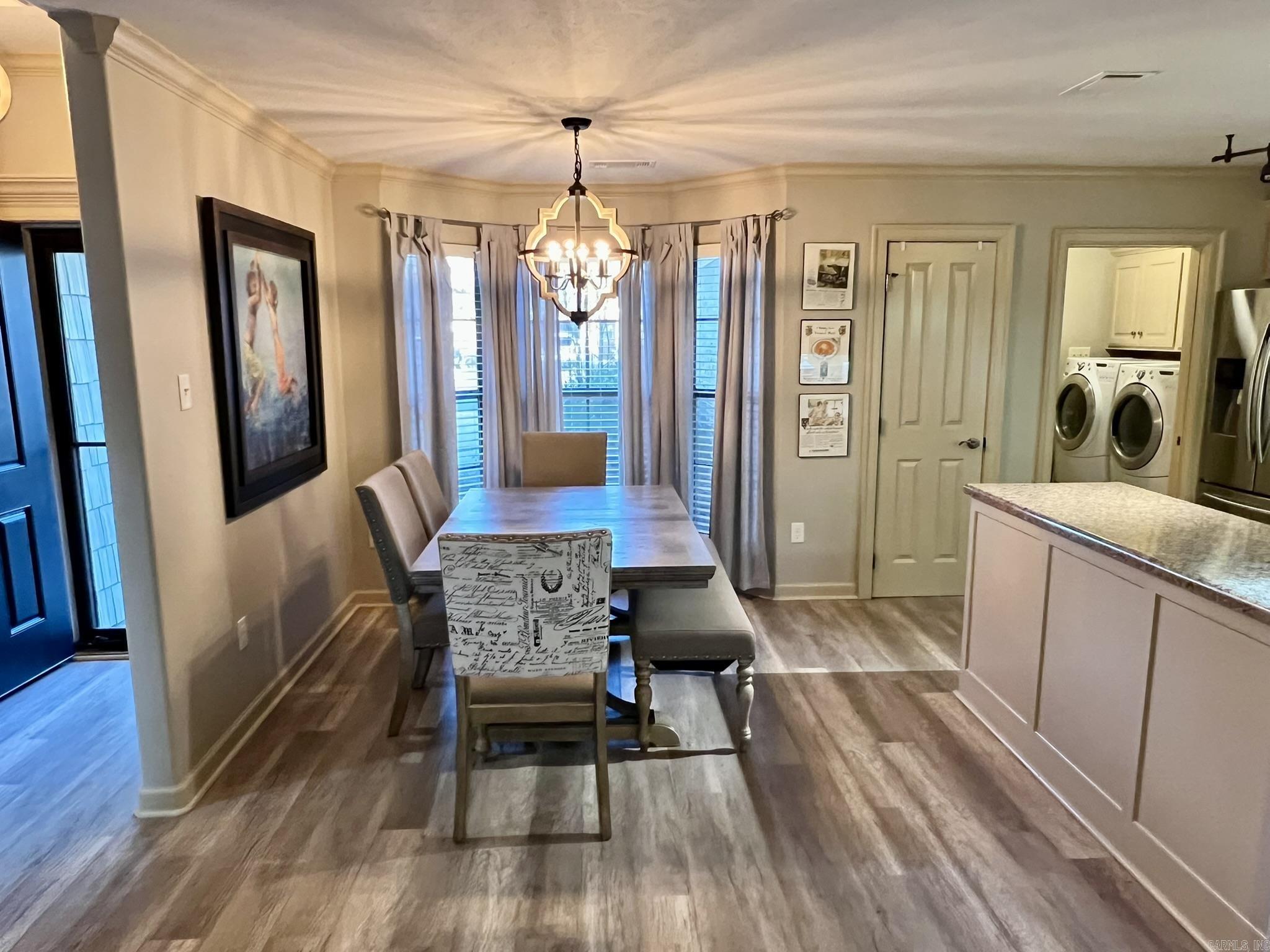 BRENTWOOD - Residential