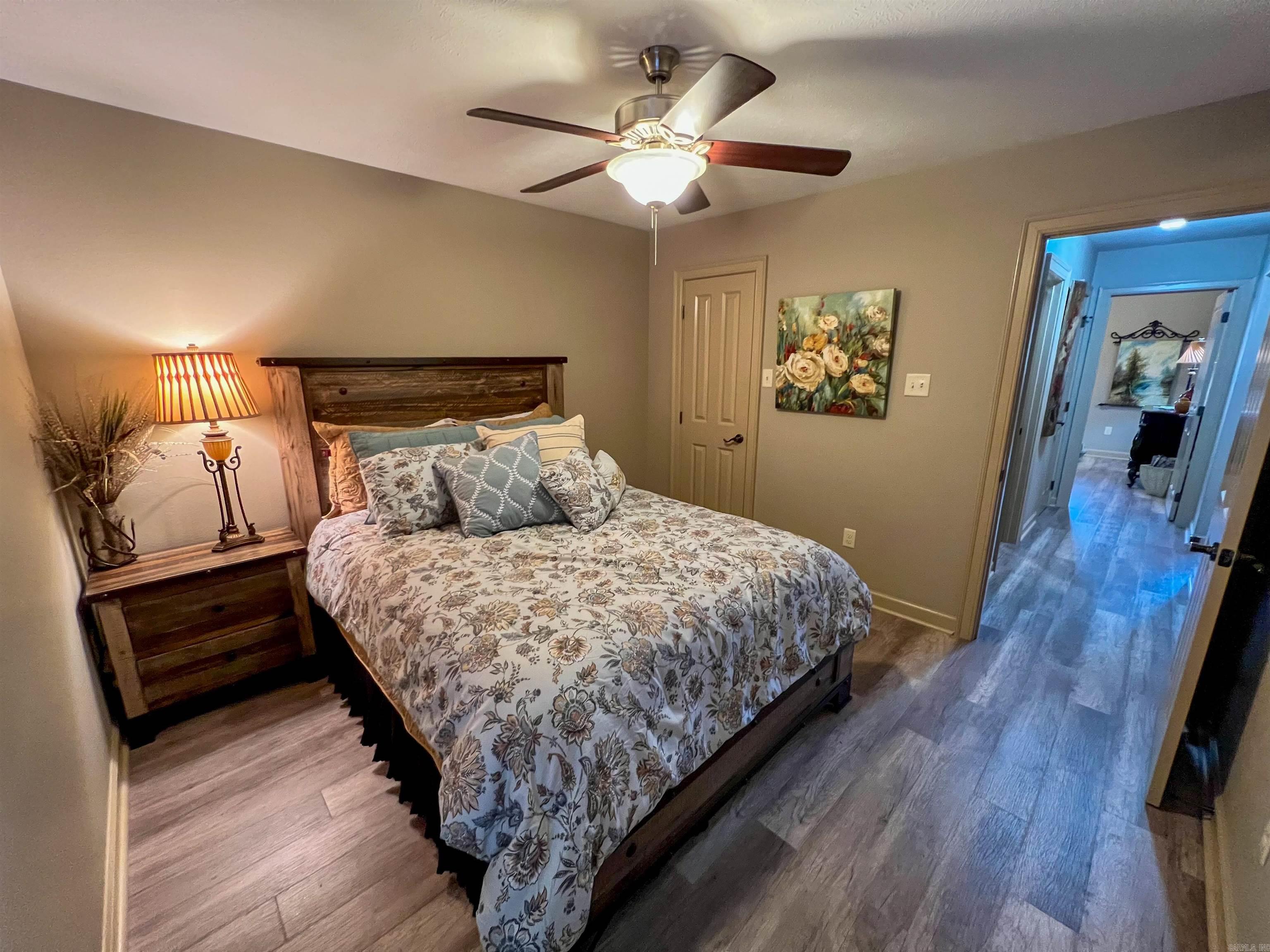 BRENTWOOD - Residential