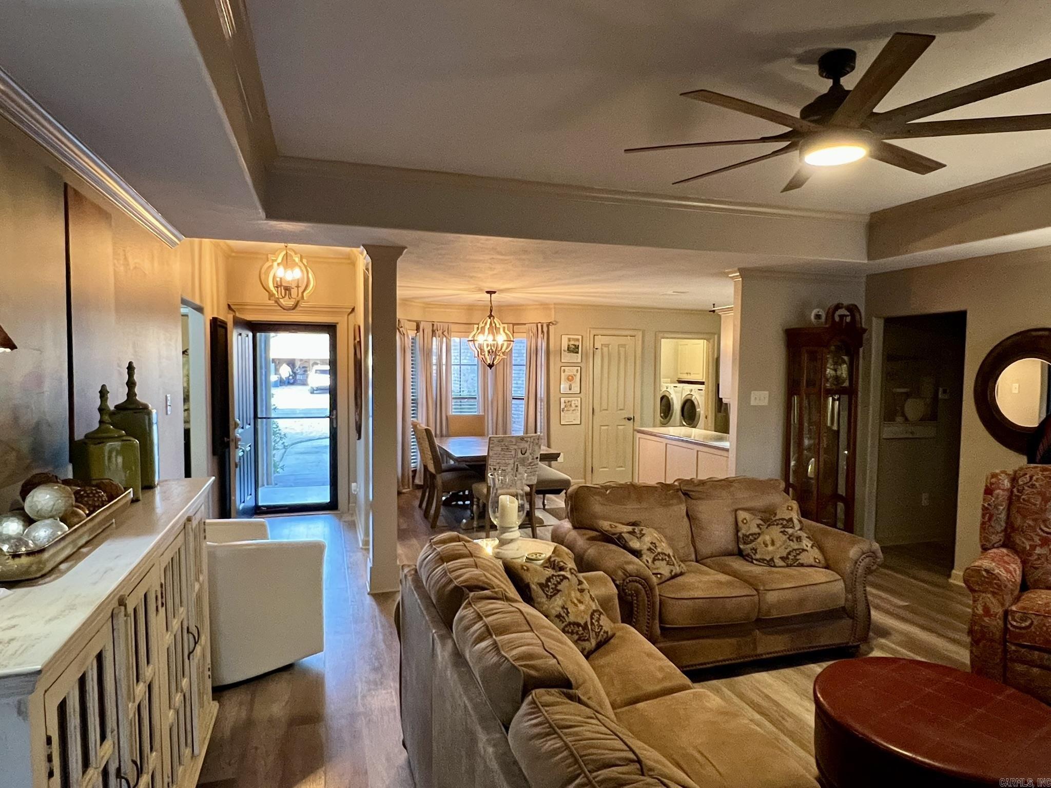 BRENTWOOD - Residential