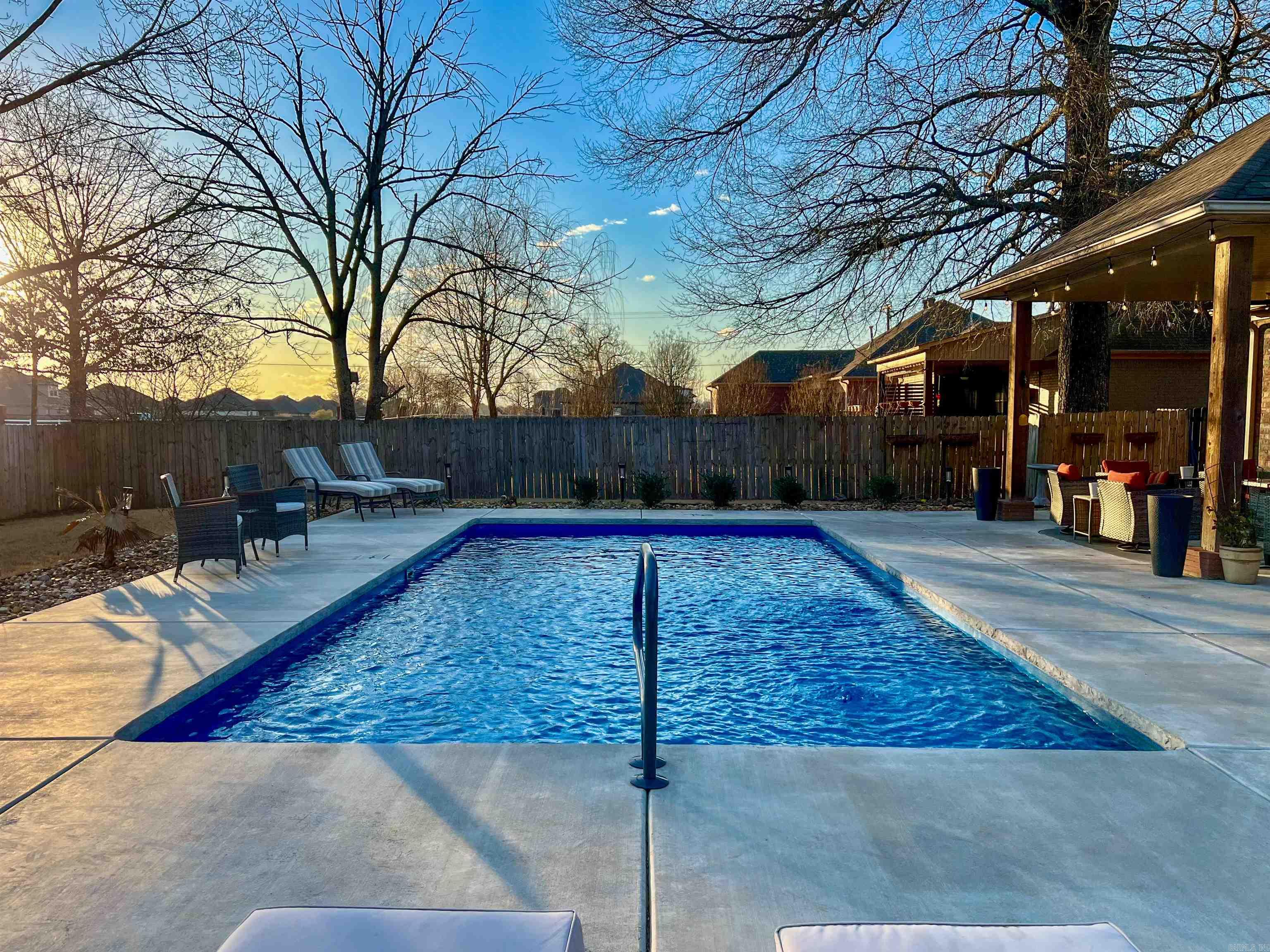 BRENTWOOD - Residential