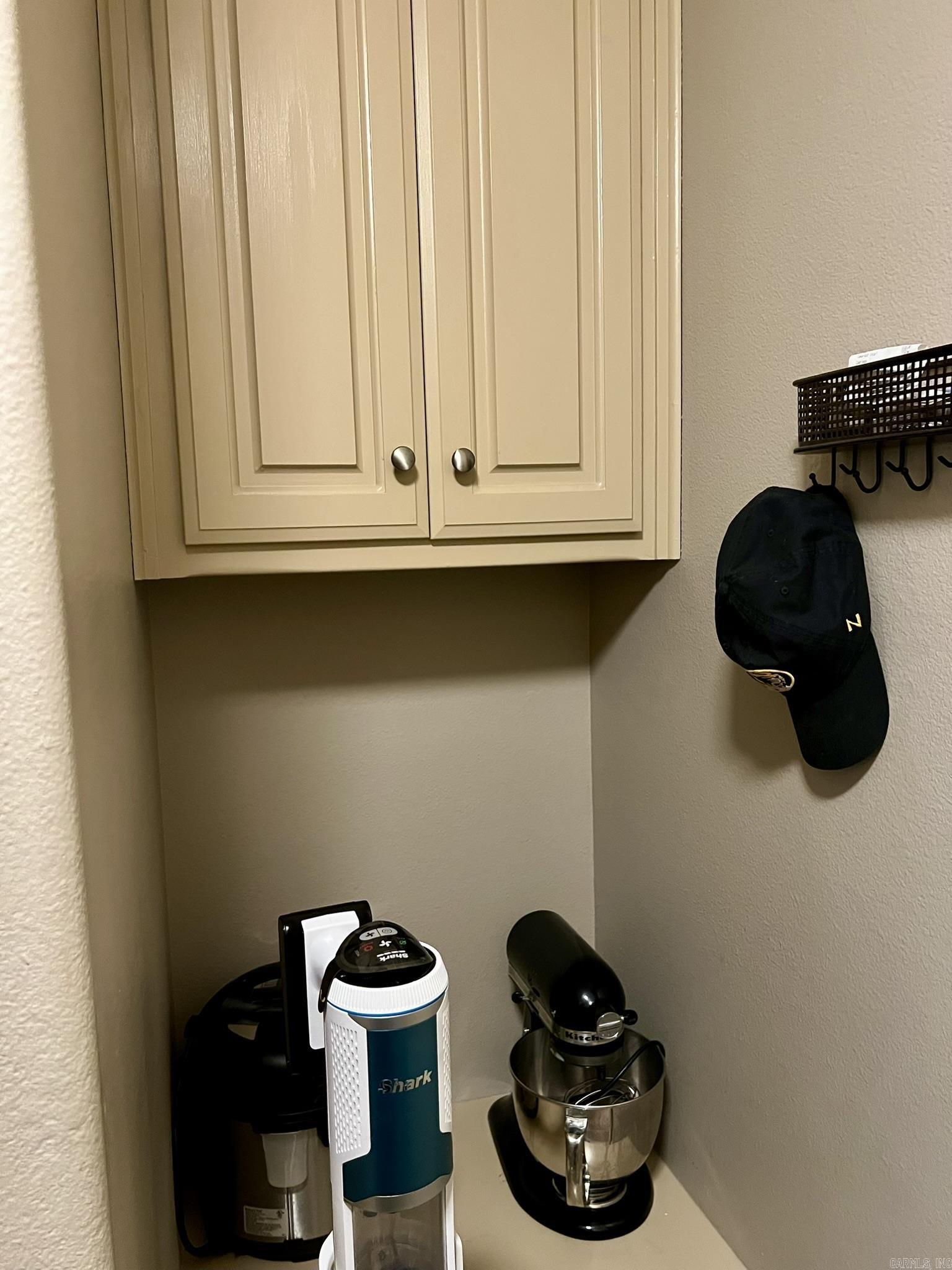 BRENTWOOD - Residential