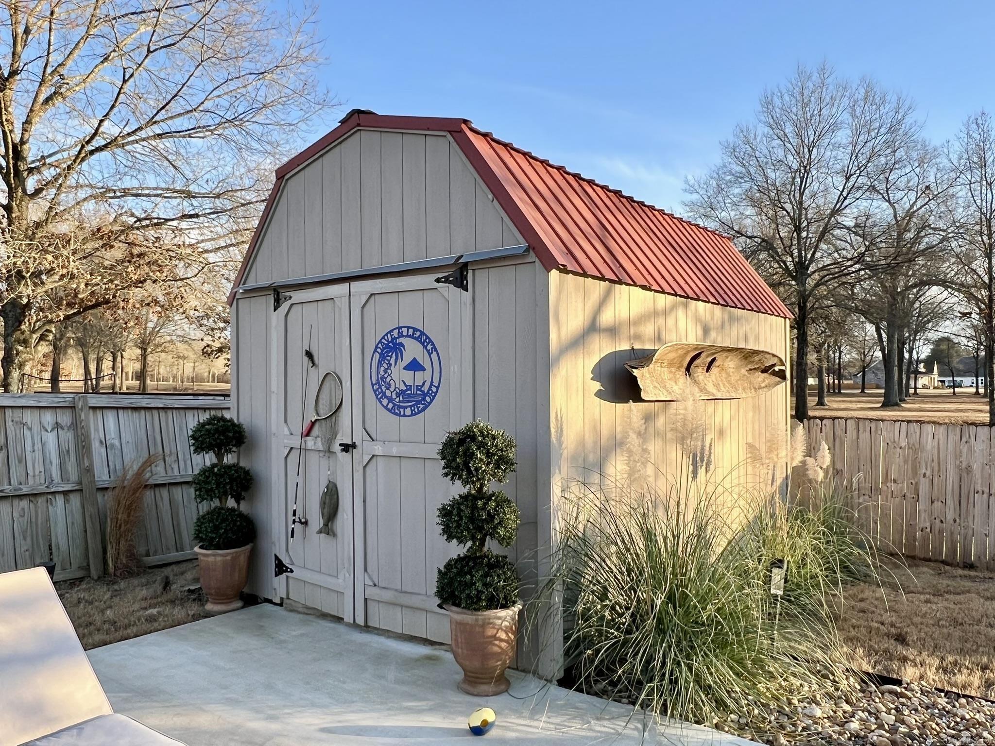 BRENTWOOD - Residential